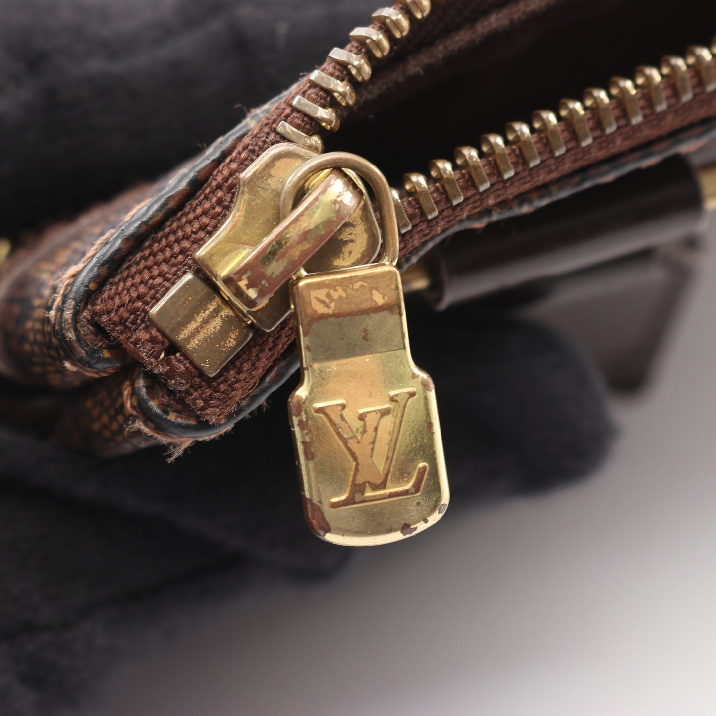 ポシェット ボスフォール ダミエエベヌ ショルダーバッグ PVC レザー ブラウン ルイヴィトン バッグ LOUIS VUITTON