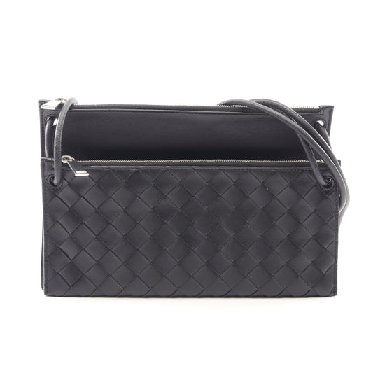 イントレチャート ショルダーバッグ レザー ブラック ボッテガヴェネタ