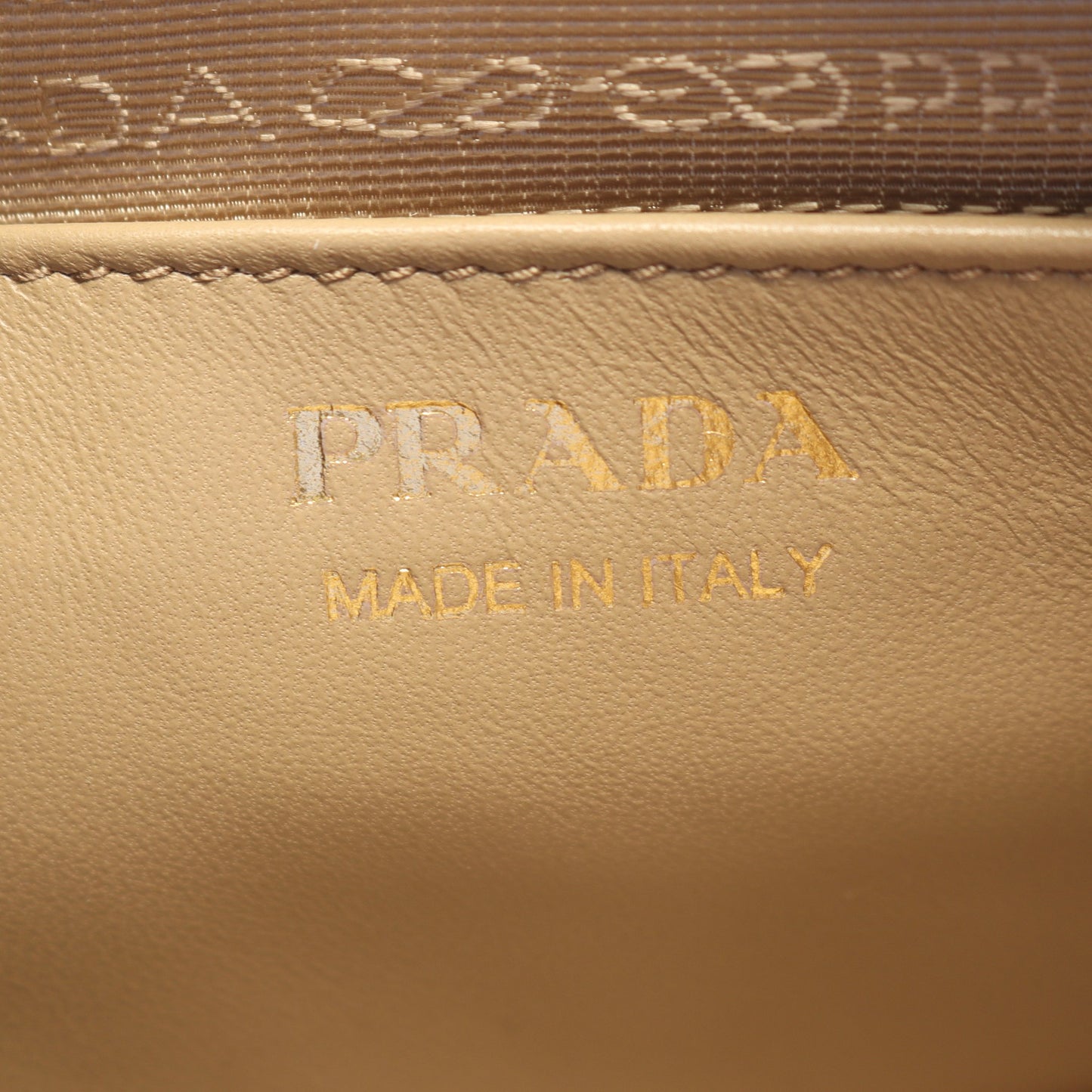 TESSUTO FIOCCO ショルダーバッグ ナイロン レザー ベージュ プラダ バッグ PRADA