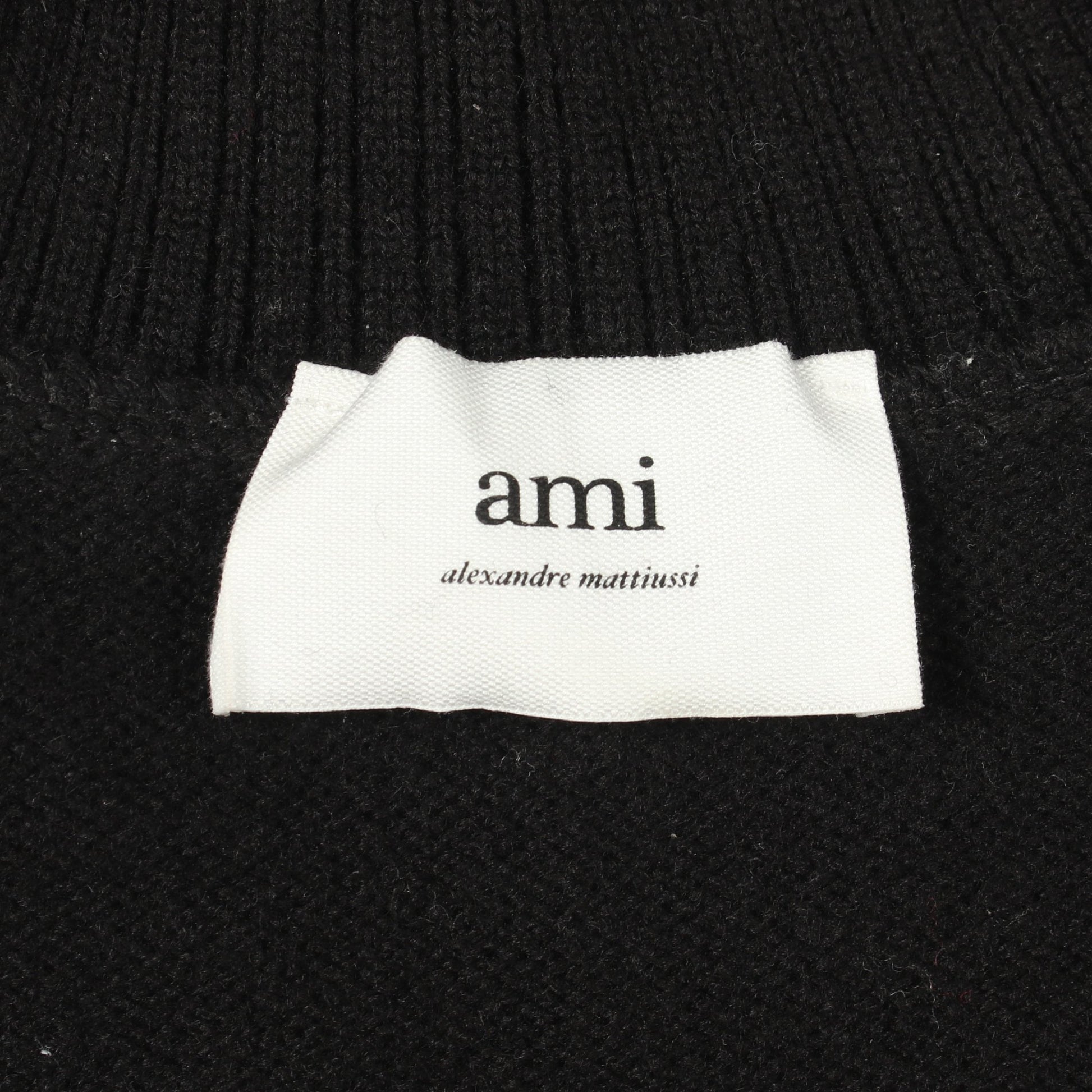 ハートロゴ タートルネック ニット ウール ブラック レッド アミアレクサンドルマテュッシ トップス AMI Alexandre Mattiussi