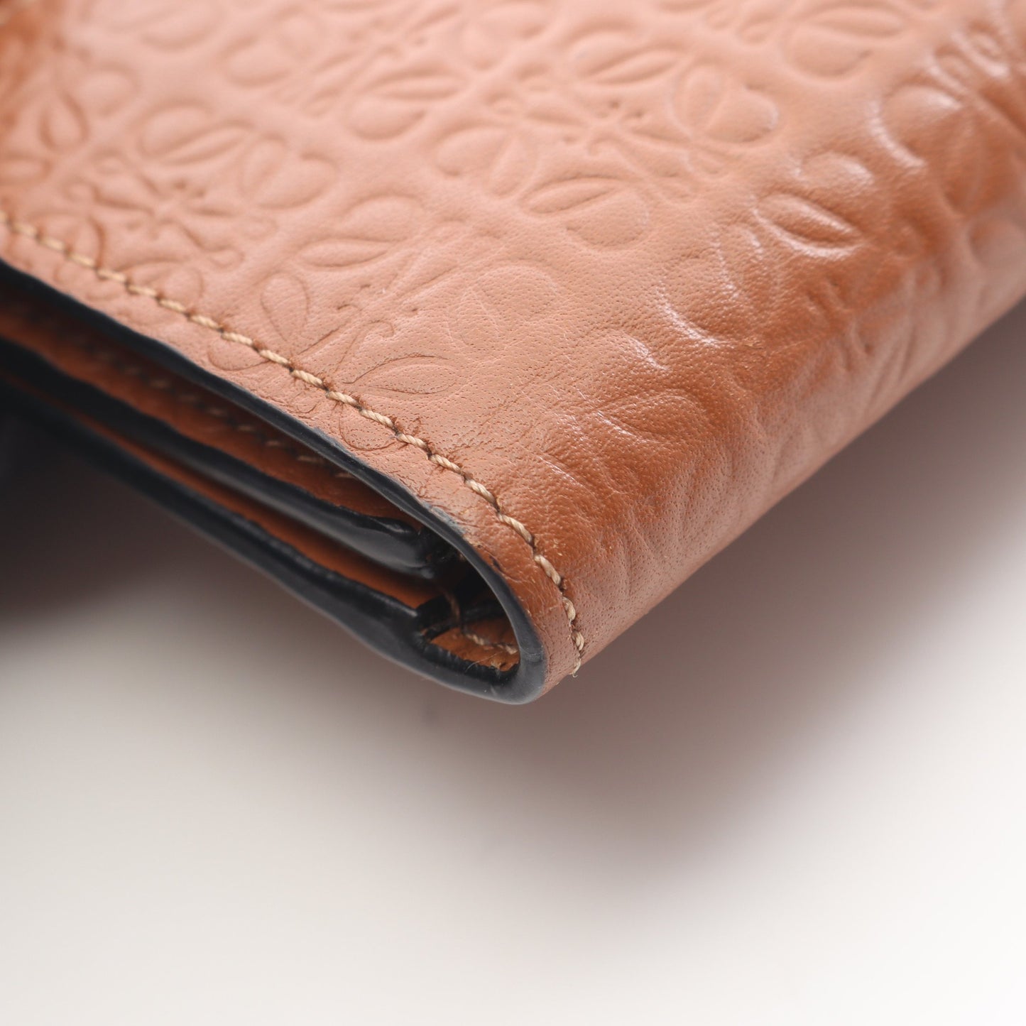 バーティカル ウォレット スモール 三つ折り財布 レザー ブラウン ロエベ 財布・小物 LOEWE