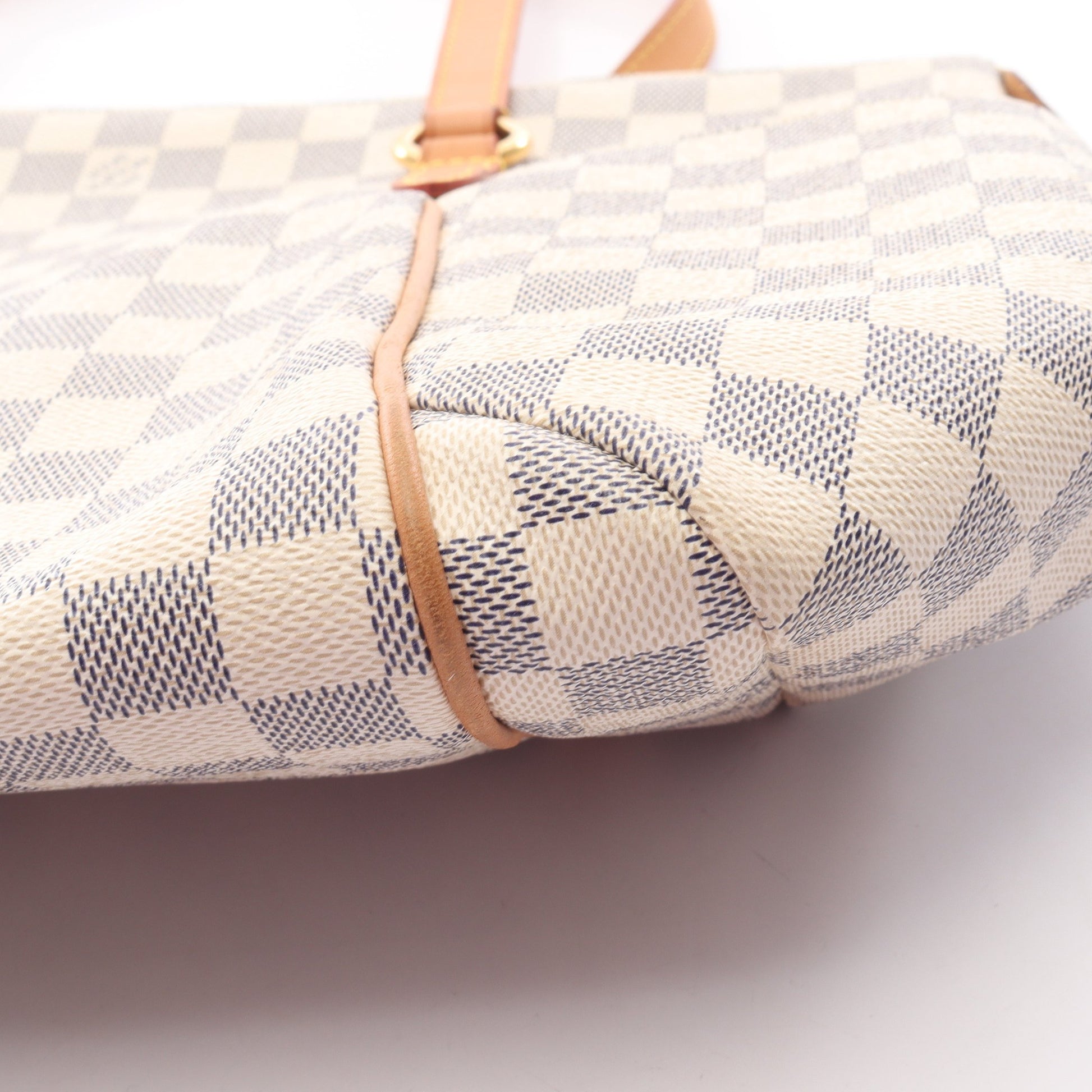 トータリーMM ダミエアズール ショルダーバッグ トートバッグ PVC レザー ホワイト ルイヴィトン バッグ LOUIS VUITTON