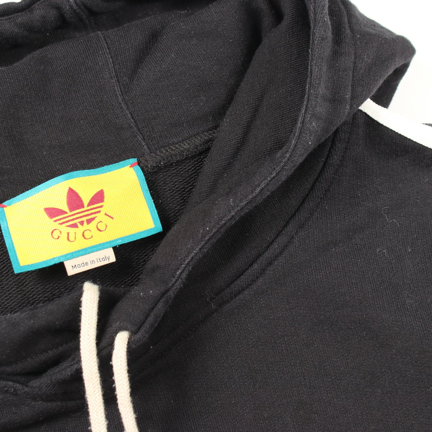 × adidas プルオーバーパーカー コットン ブラック マルチカラー グッチ トップス GUCCI