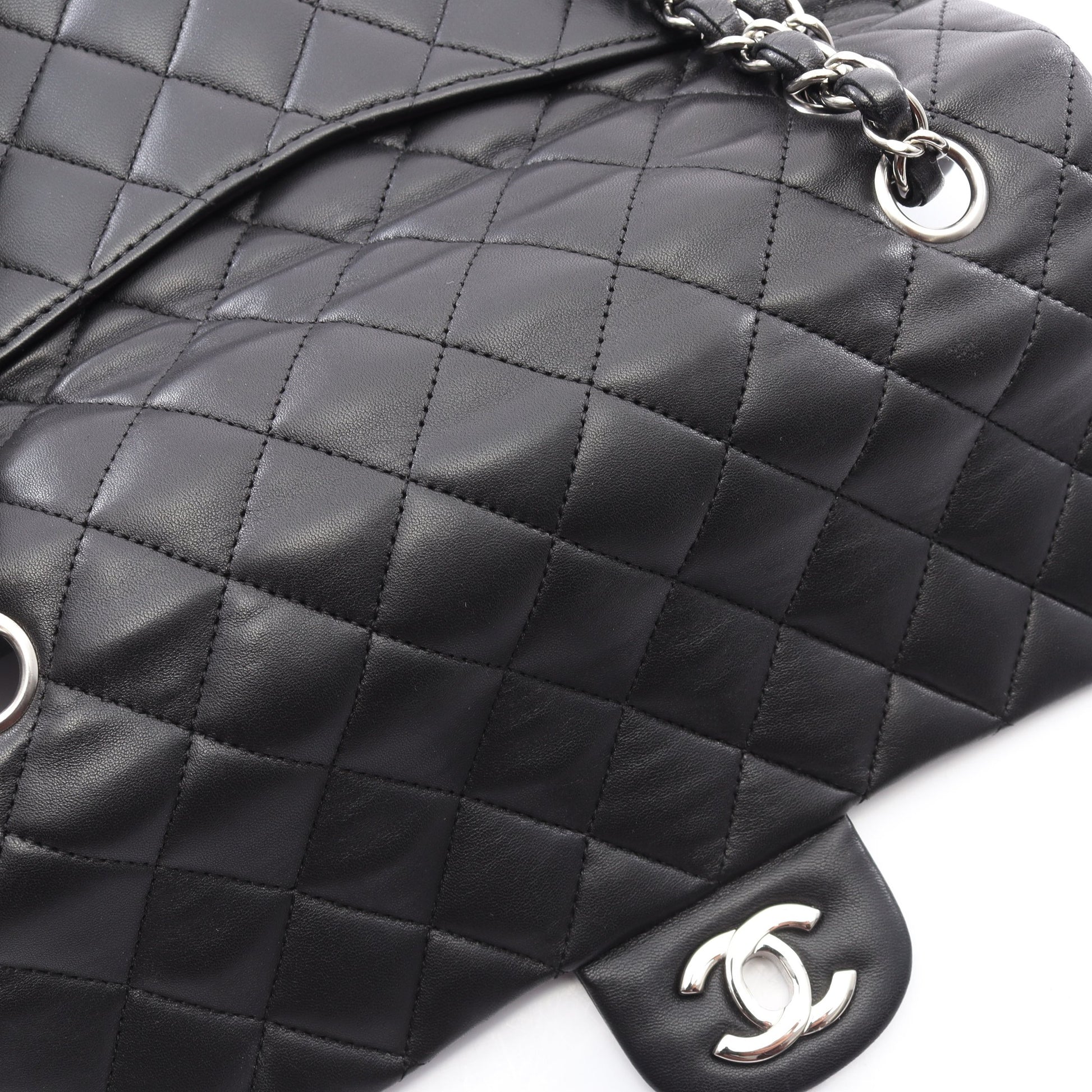 マトラッセ Wフラップ Wチェーンショルダーバッグ ラムスキン ブラック シルバー金具 シャネル バッグ CHANEL