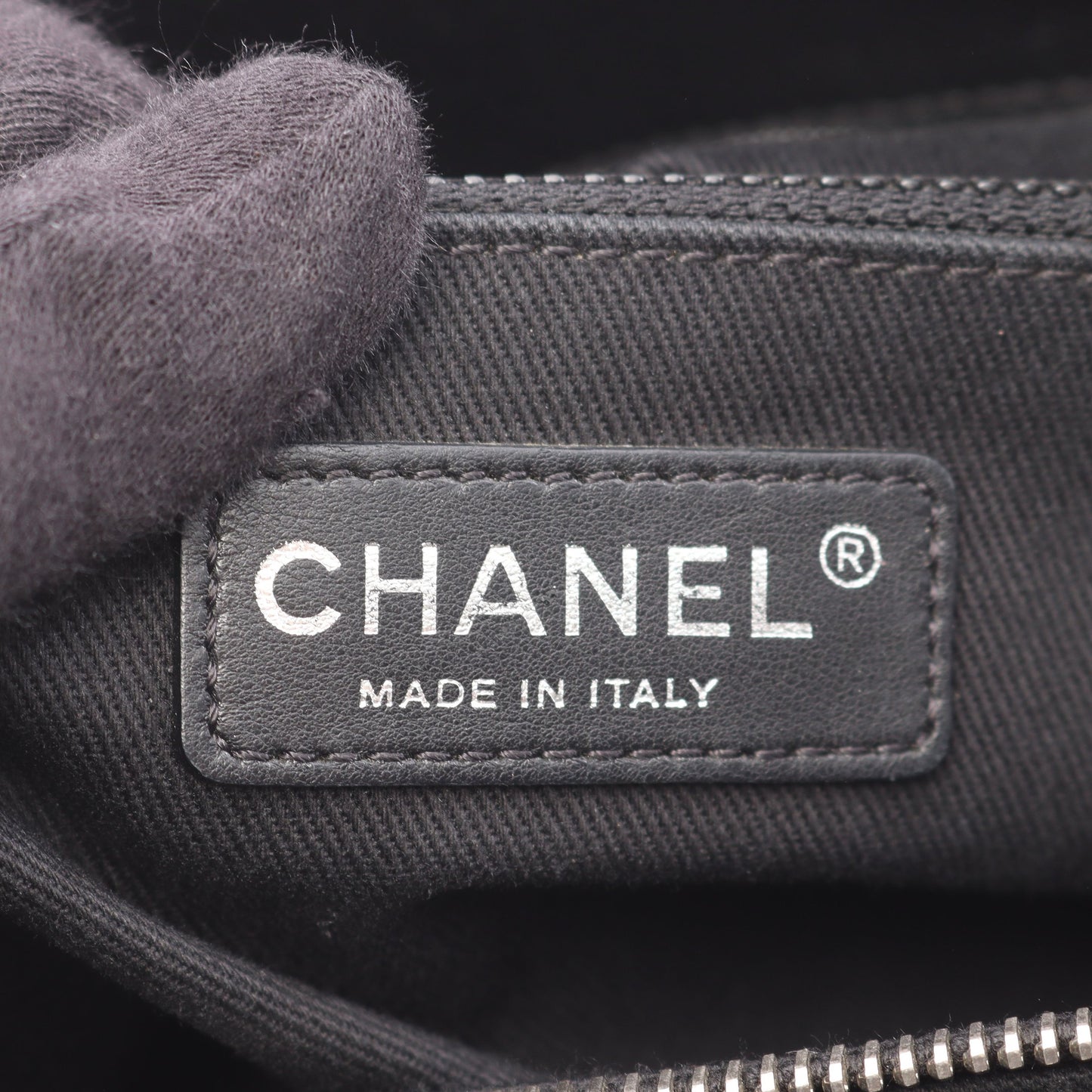 マトラッセ チェーンショルダーバッグ キャビアスキン ブラック シルバー金具 シャネル バッグ CHANEL