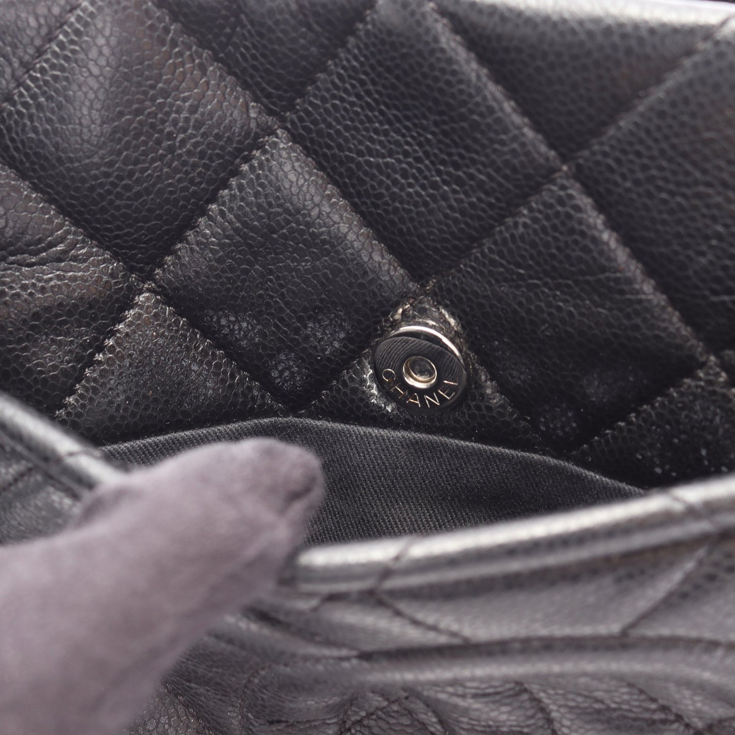マトラッセ チェーンショルダーバッグ キャビアスキン ブラック シルバー金具 シャネル バッグ CHANEL