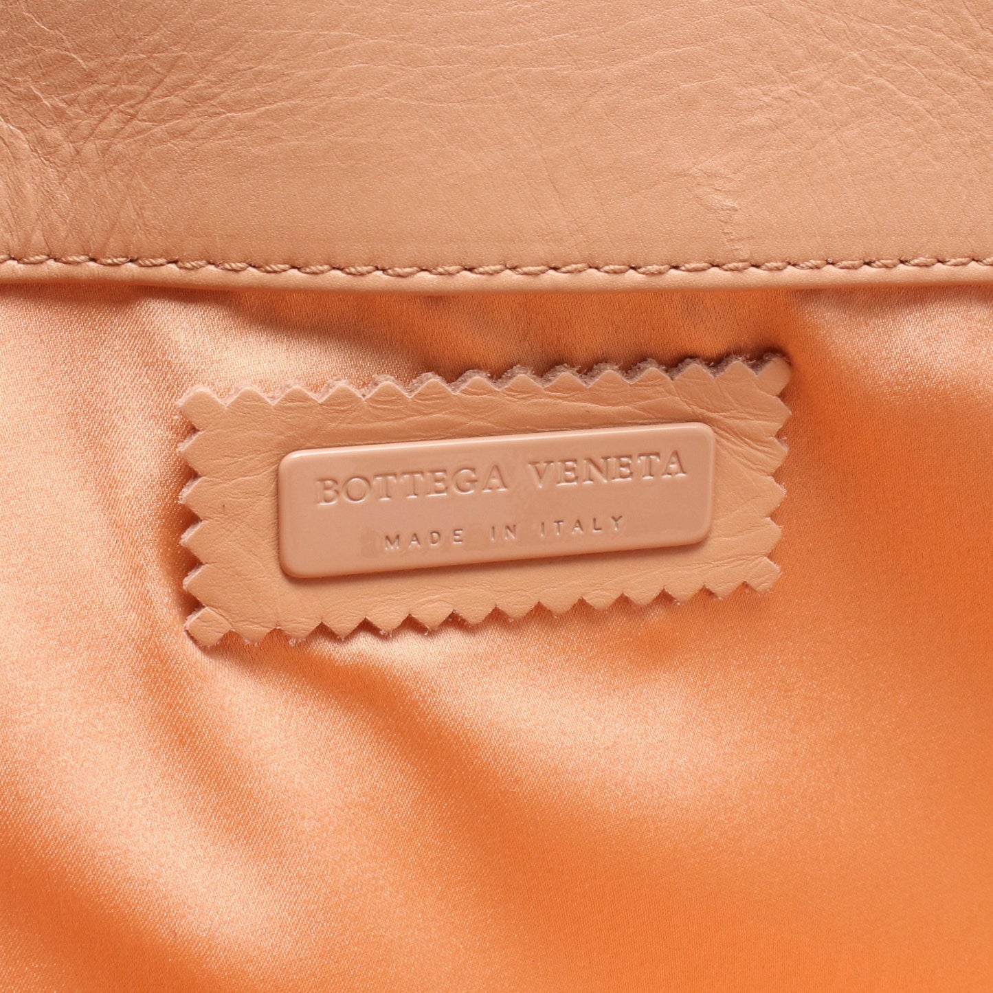 チェーンハンドバッグ チェーントートバッグ レザー ベージュ ボッテガヴェネタ バッグ BOTTEGA VENETA