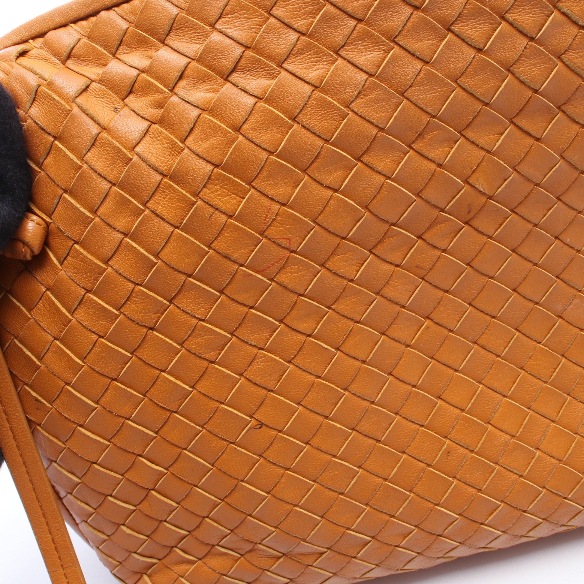 イントレチャート ショルダーバッグ レザー オレンジブラウン ボッテガヴェネタ バッグ BOTTEGA VENETA