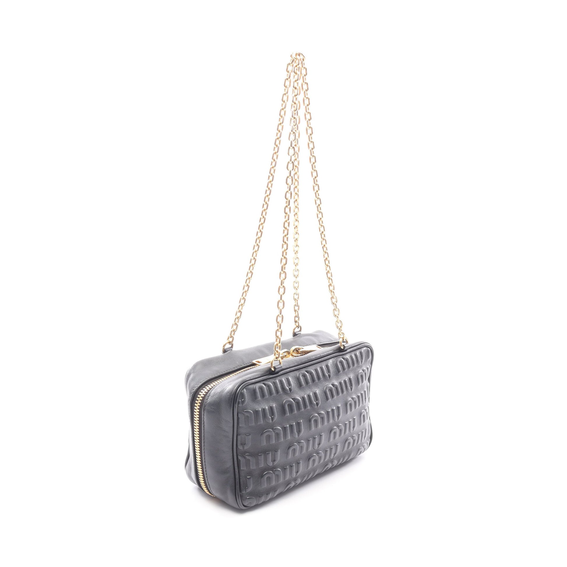 エンボスロゴ チェーンショルダーバッグ レザー ブラック ミュウミュウ バッグ miu miu
