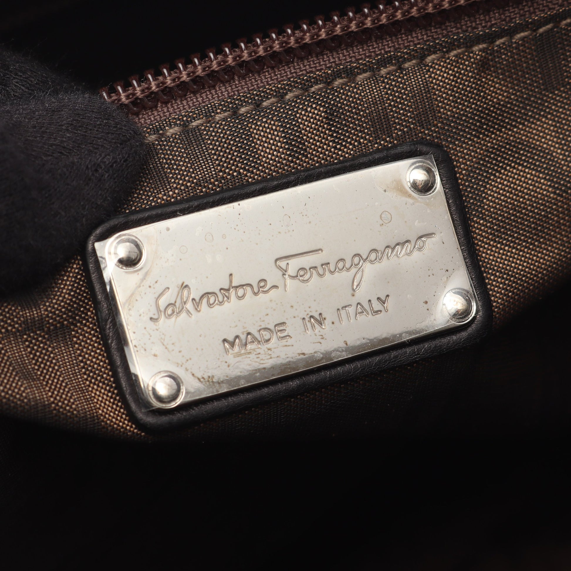 チェーンハンドバッグ チェーントートバッグ レザー ブラック サルヴァトーレフェラガモ バッグ Salvatore Ferragamo