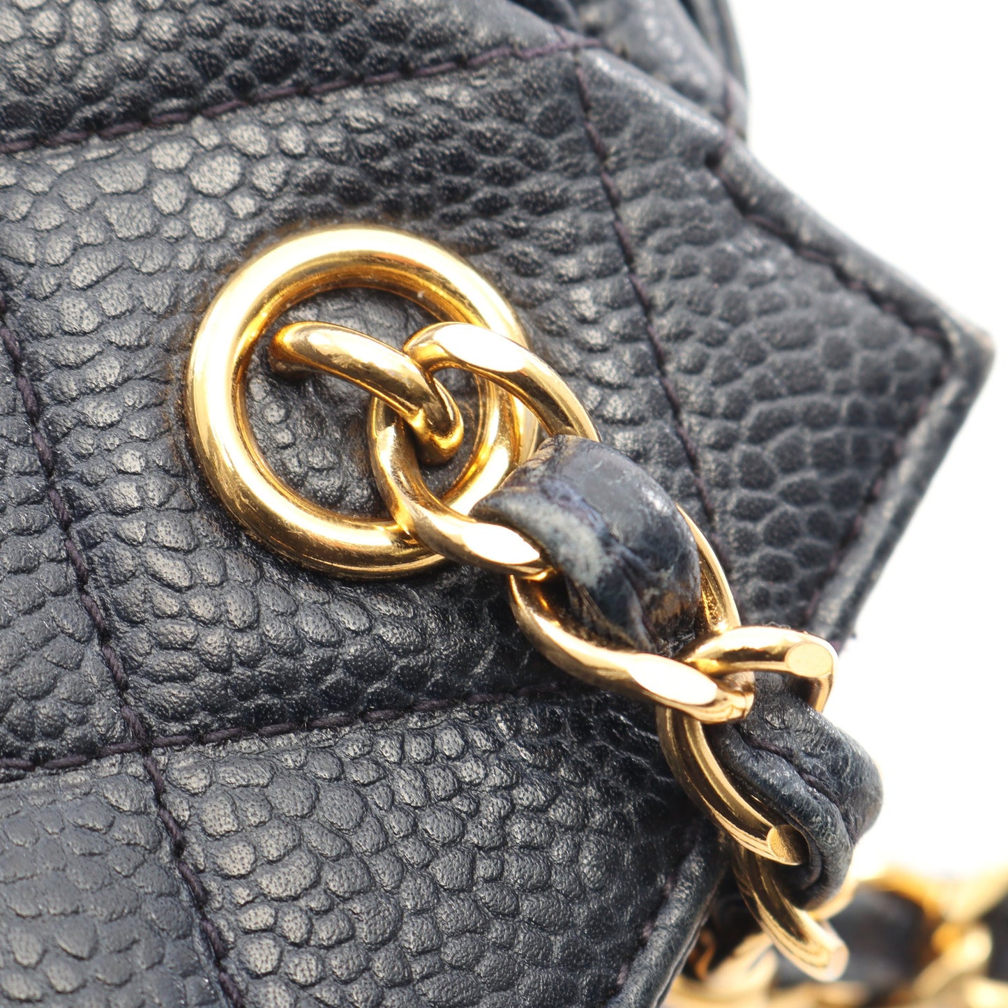 マトラッセ チェーンショルダーバッグ キャビアスキン ネイビー ゴールド金具 シャネル バッグ CHANEL