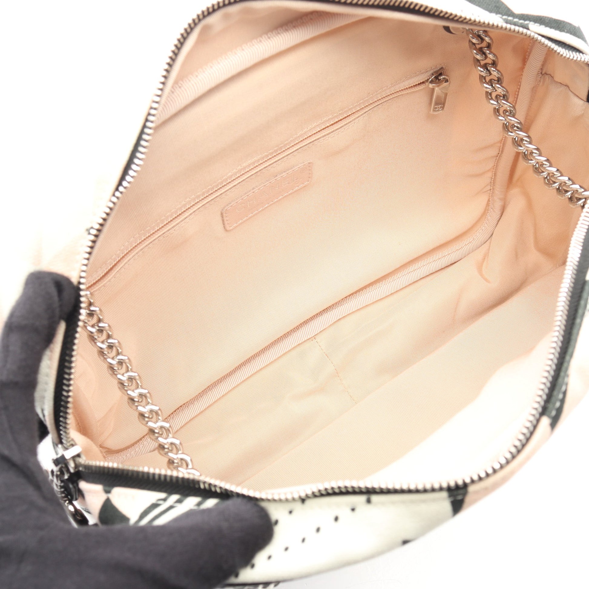LA PAUSA ラパウザ クルーズライン チェーンショルダーバッグ キャンバス レザー オフホワイト マルチカラー シルバー金具 シャネル バッグ CHANEL