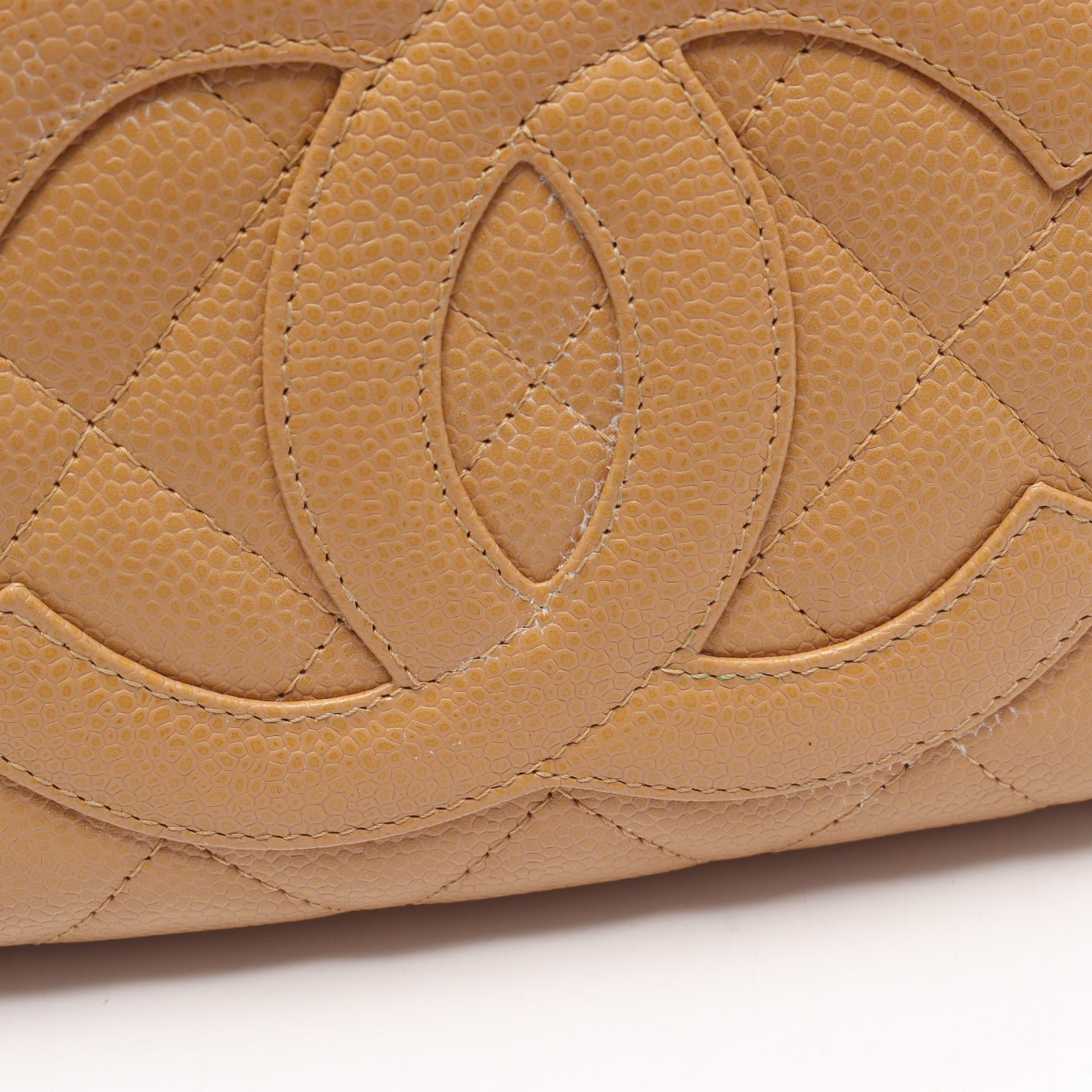 マトラッセ チェーンショルダーバッグ ワンショルダーバッグ キャビアスキン ベージュ ゴールド金具 シャネル バッグ CHANEL
