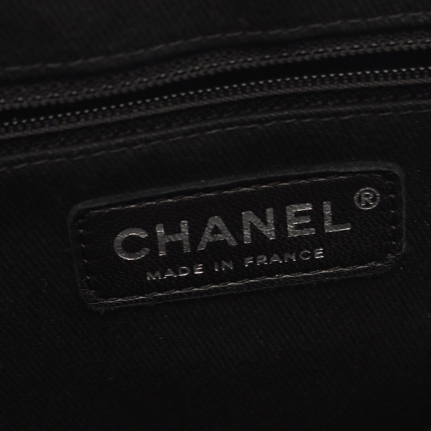 マトラッセ チェーンショルダーバッグ キャビアスキン ブラック シルバー金具 シャネル バッグ CHANEL