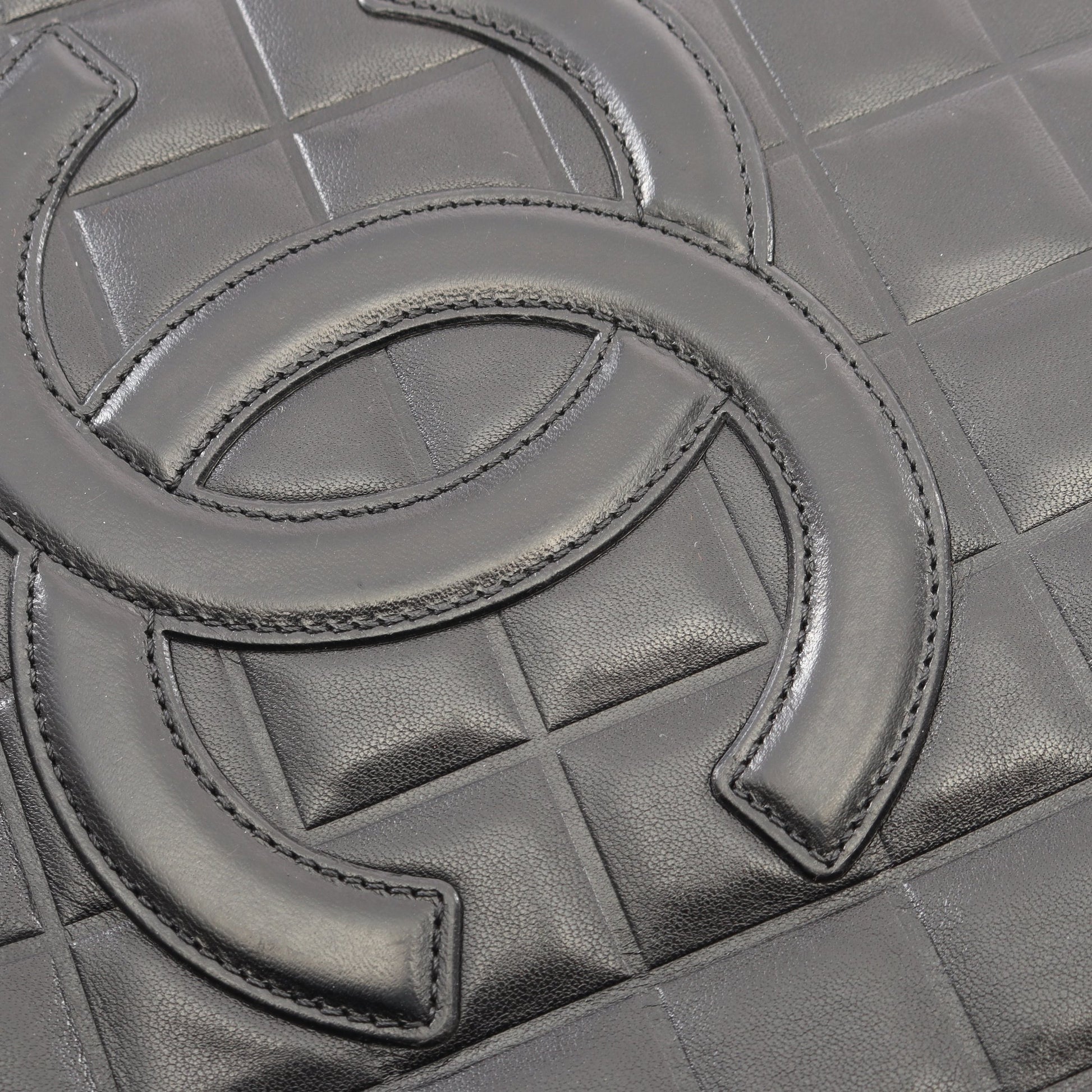チョコバー ショルダーバッグ トートバッグ ラムスキン ブラック ゴールド金具 シャネル バッグ CHANEL