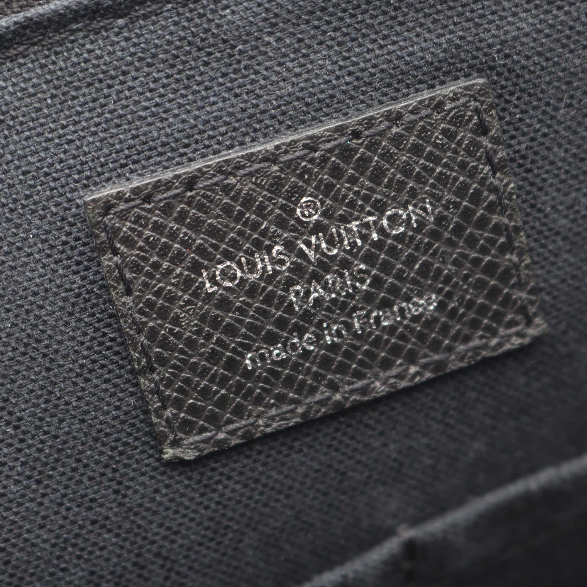 グリゴリ メッセンジャー タイガ アルドワーズ ショルダーバッグ レザー ブラック ルイヴィトン バッグ LOUIS VUITTON