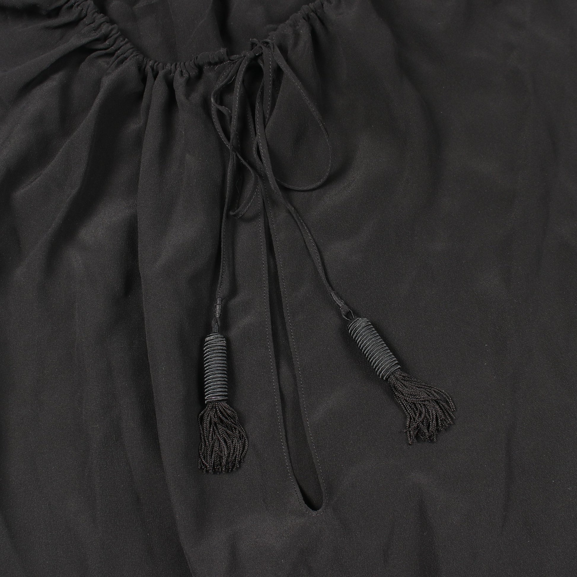 タッセル Vネック ブラウス シルク ブラック サンローランパリ トップス SAINT LAURENT PARIS