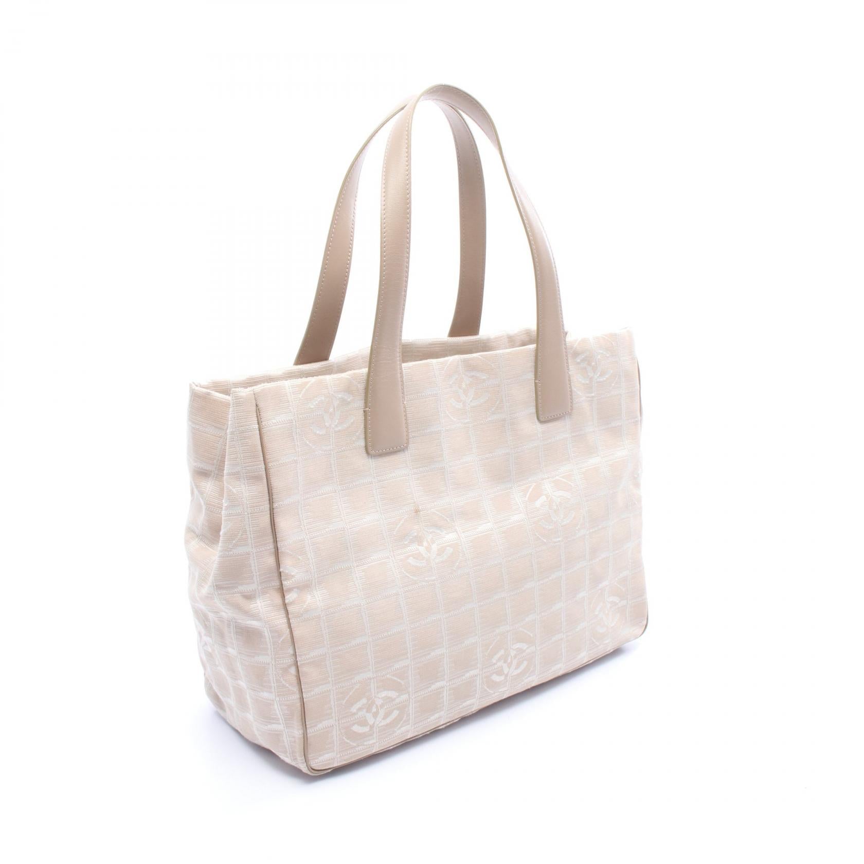 ニュートラベルラインMM ハンドバッグ トートバッグ ナイロンキャンバス ベージュ ゴールド金具 シャネル バッグ CHANEL