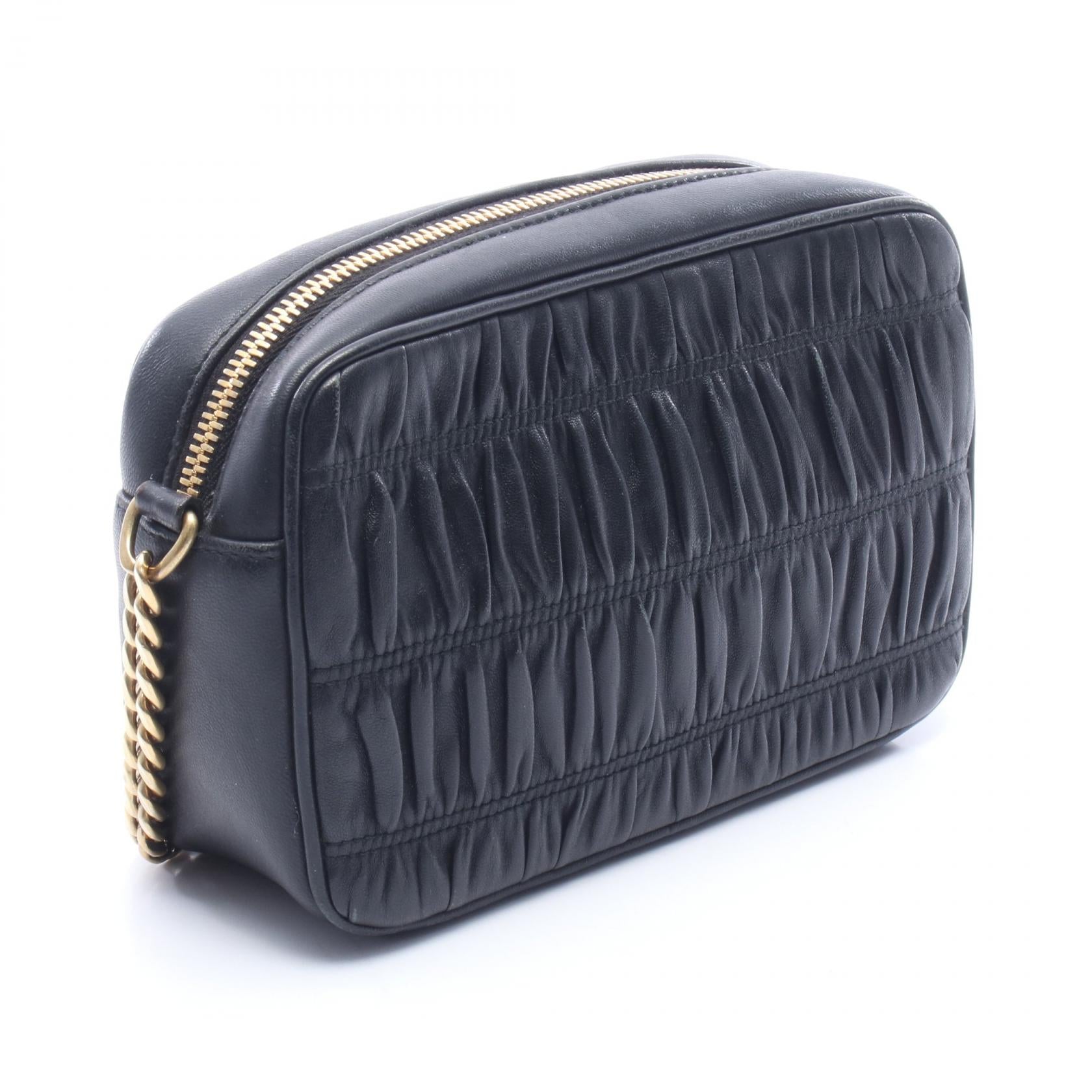 NAPPA GAUFRE チェーンショルダーバッグ レザー ブラック プラダ バッグ PRADA