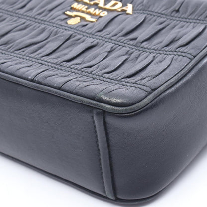 NAPPA GAUFRE チェーンショルダーバッグ レザー ブラック プラダ バッグ PRADA