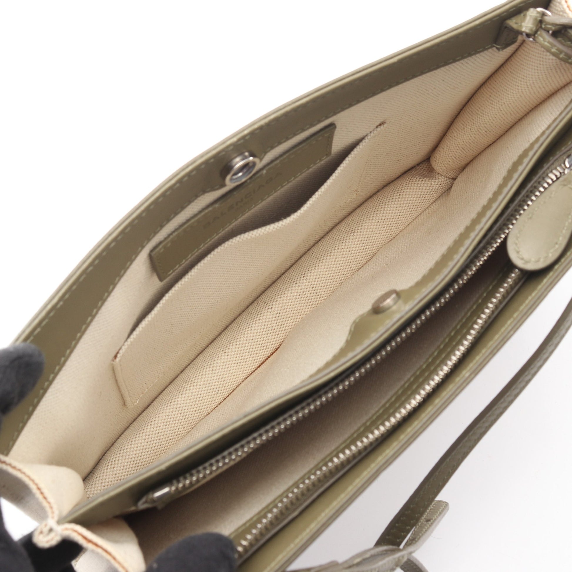 ネイビー ポシェット ショルダーバッグ キャンバス レザー オフホワイト カーキグリーン バレンシアガ バッグ BALENCIAGA