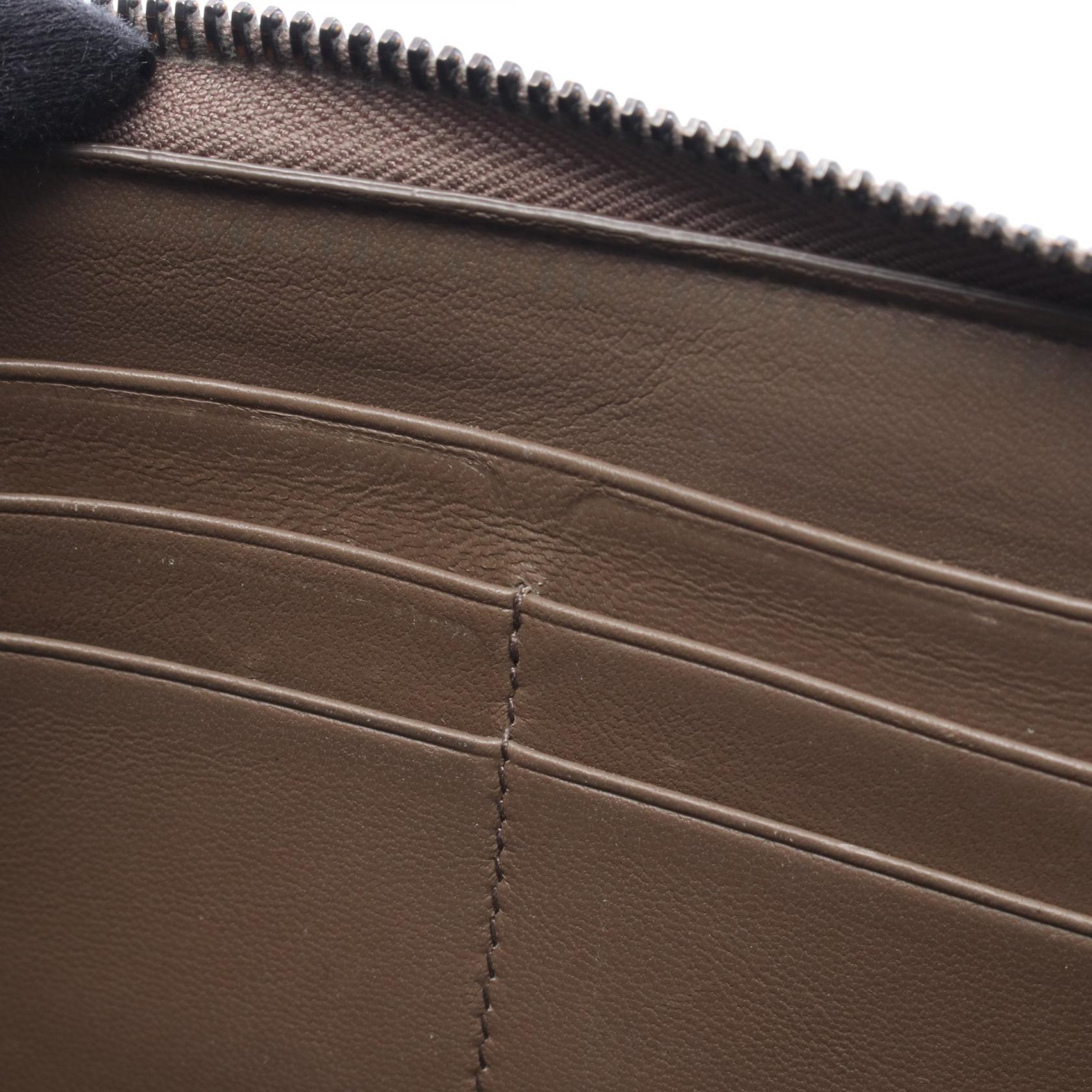 イントレチャート ラウンドファスナー長財布 レザー グレーブラウン ボッテガヴェネタ 財布・小物 BOTTEGA VENETA
