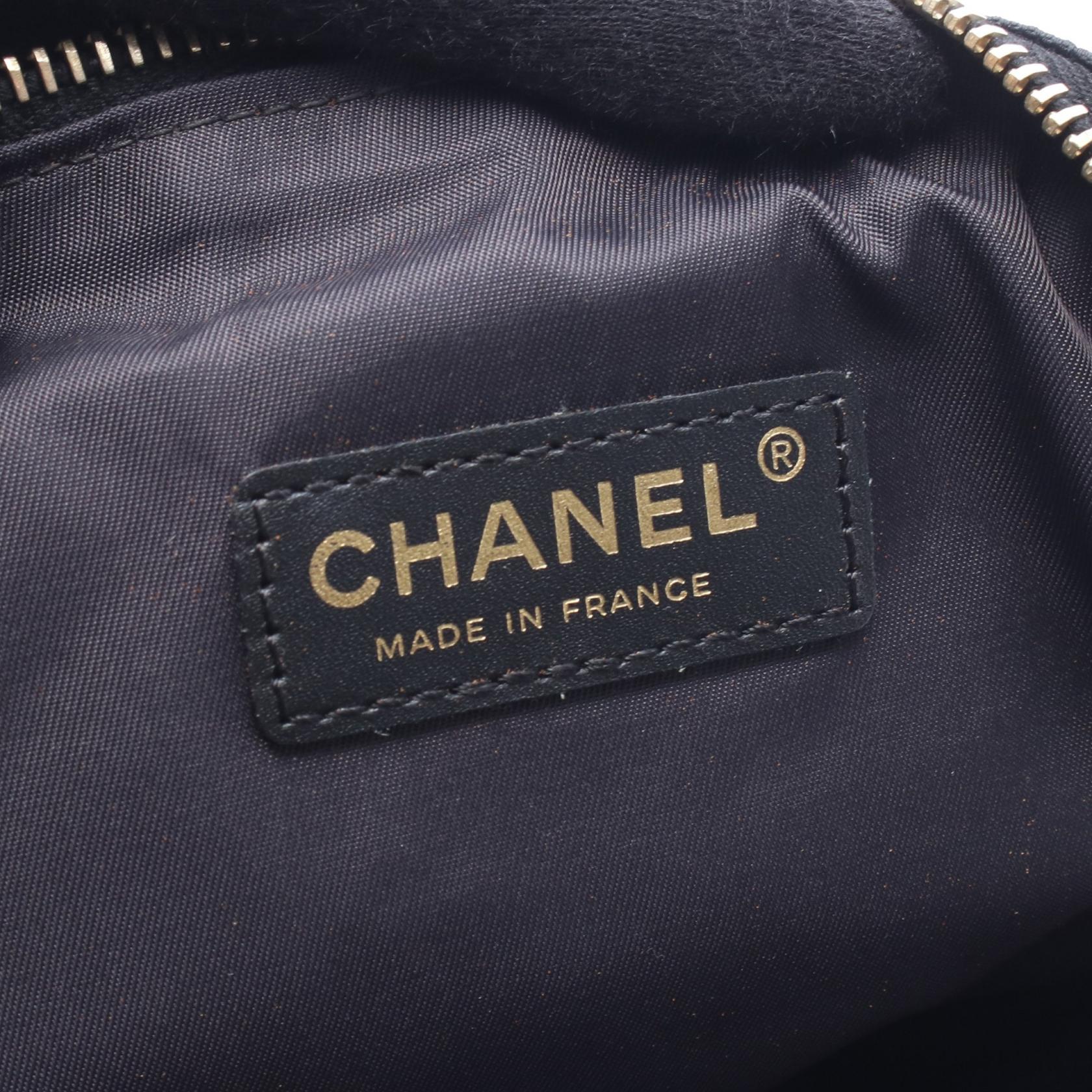 ニュートラベルライン ショルダーバッグ ナイロンキャンバス レザー ブラック ゴールド金具 シャネル バッグ CHANEL