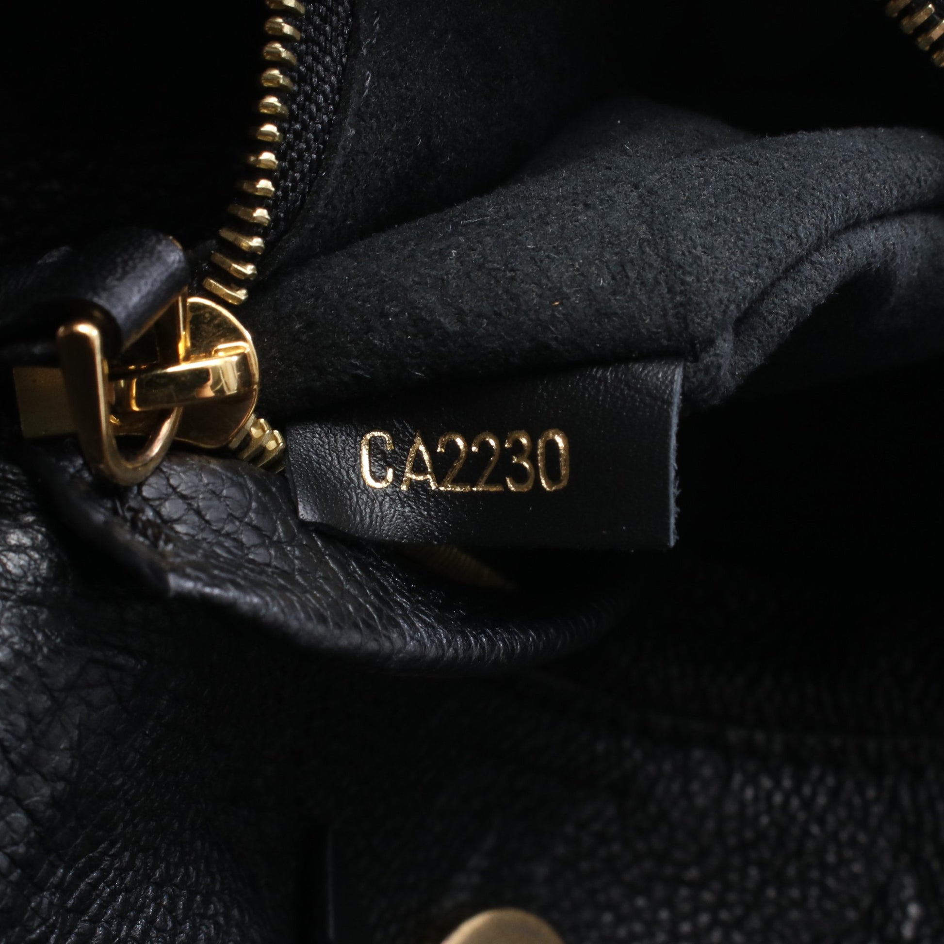 モンスリPM モノグラムアンプラント ノワール バックパック リュックサック レザー ブラック ルイヴィトン バッグ LOUIS VUITTON