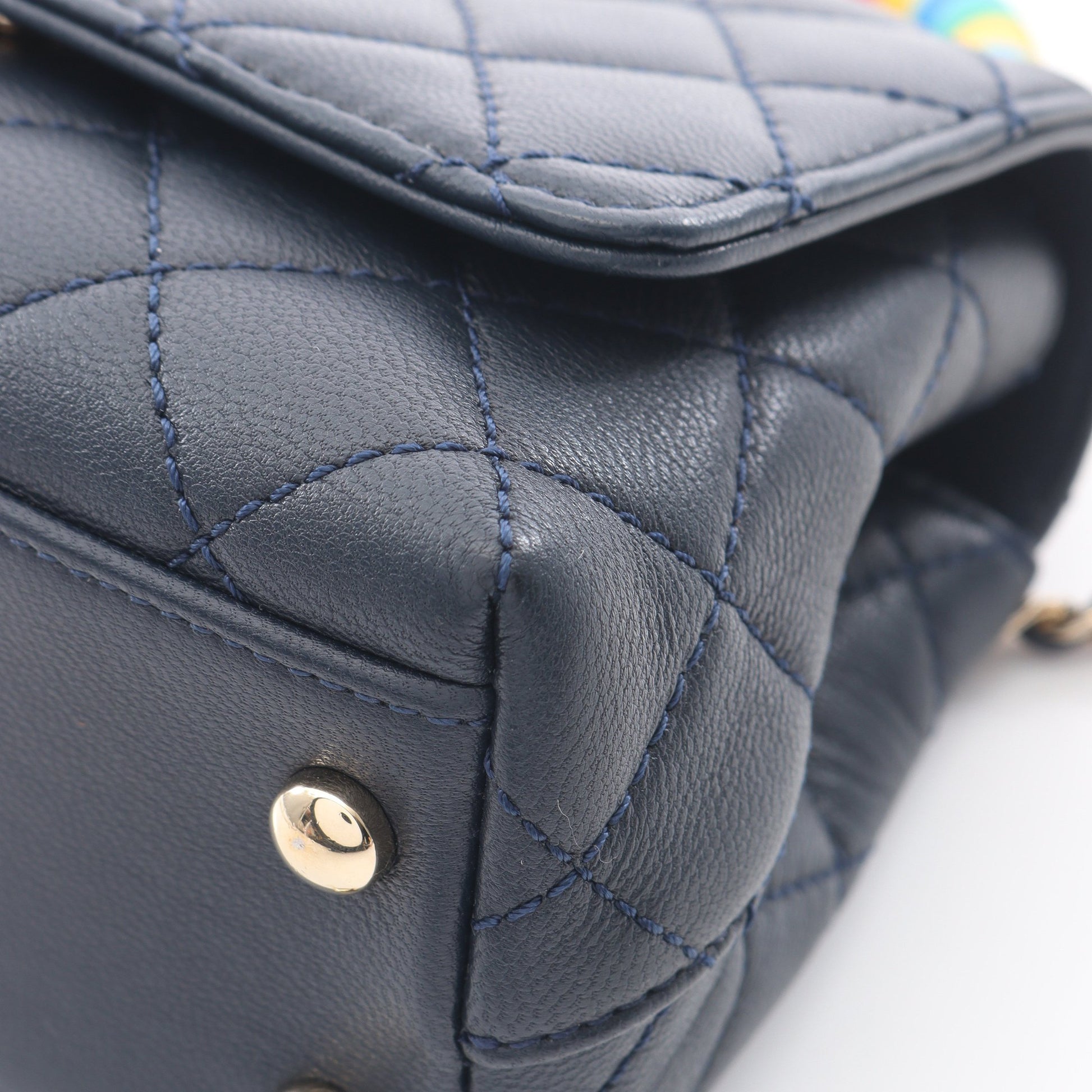 ココハンドルXXS トップハンドル 2WAY ハンドバッグ レザー ネイビー マルチカラー ゴールド金具 シャネル バッグ CHANEL