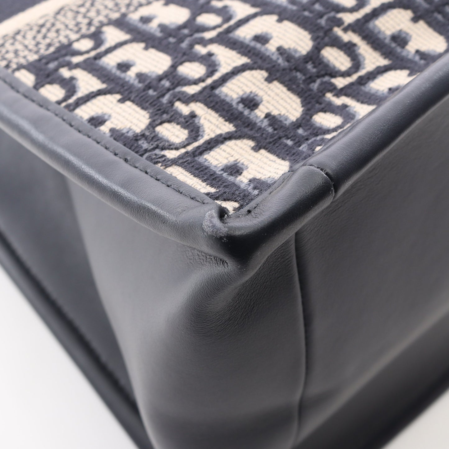 BOOK TOTE ブックトート オブリーク エンブロイダリー 2WAY ハンドバッグ トートバッグ キャンバス レザー ネイビー ベージュ クリスチャンディオール バッグ Christian Dior