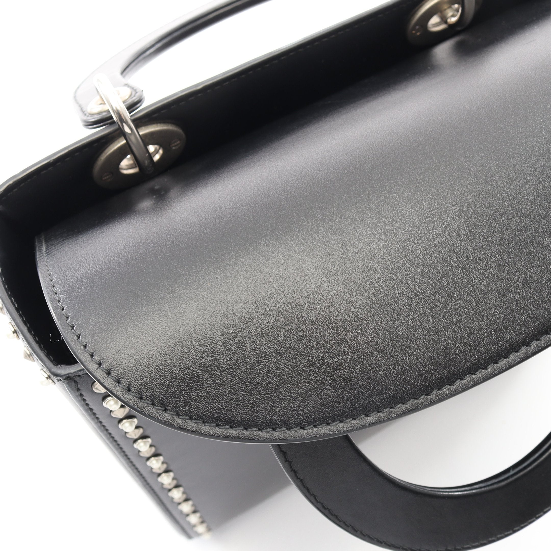 Dior スタッズ付き ブラックハンドバッグ LADY DIOR レディディオール スタッズ 2WAY ハンドバッグ レザー
