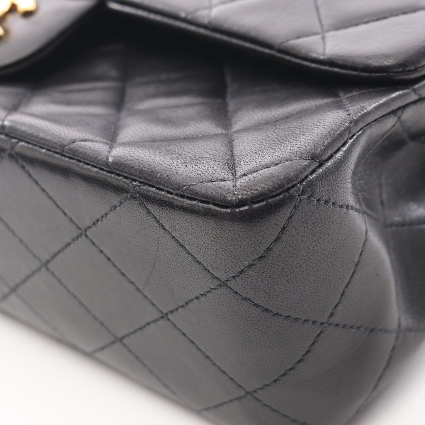 マトラッセ Wフラップ Wチェーンショルダーバッグ ラムスキン ブラック ゴールド金具 シャネル バッグ CHANEL