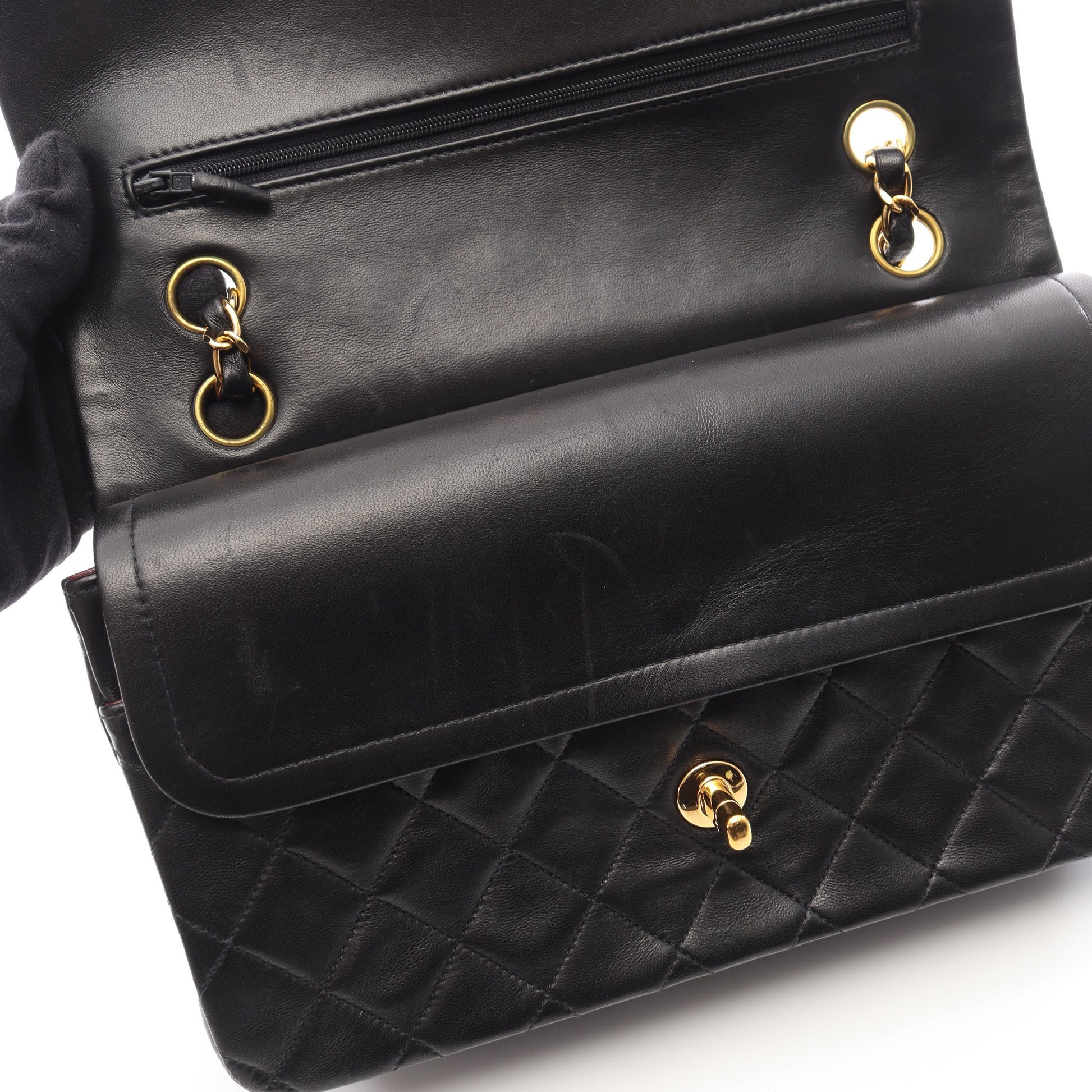 マトラッセ Wフラップ Wチェーンショルダーバッグ ラムスキン ブラック ゴールド金具 シャネル バッグ CHANEL