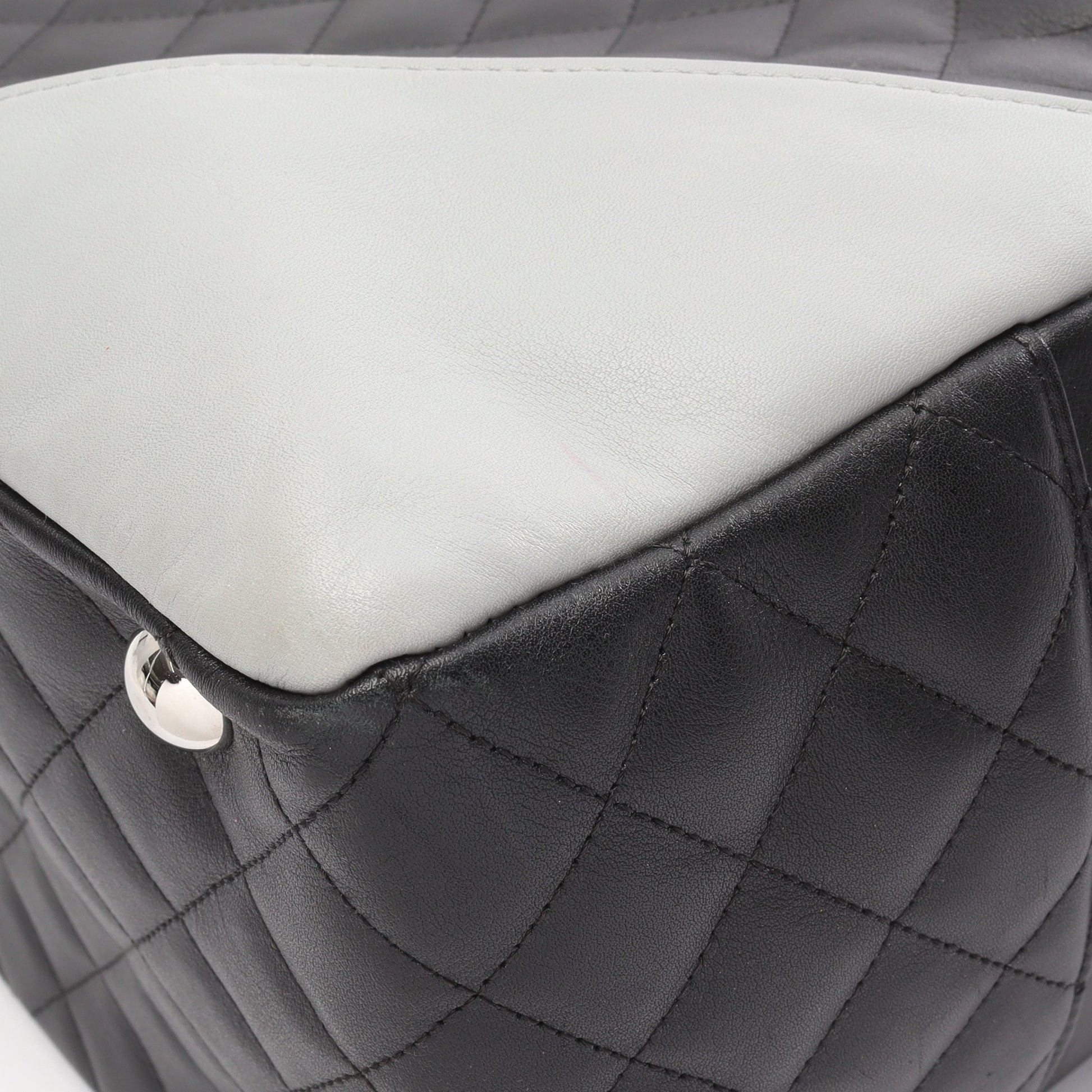 カンボンライン ラージ ボーリングバッグ ショルダーバッグ レザー ブラック グレー シルバー金具 シャネル バッグ CHANEL