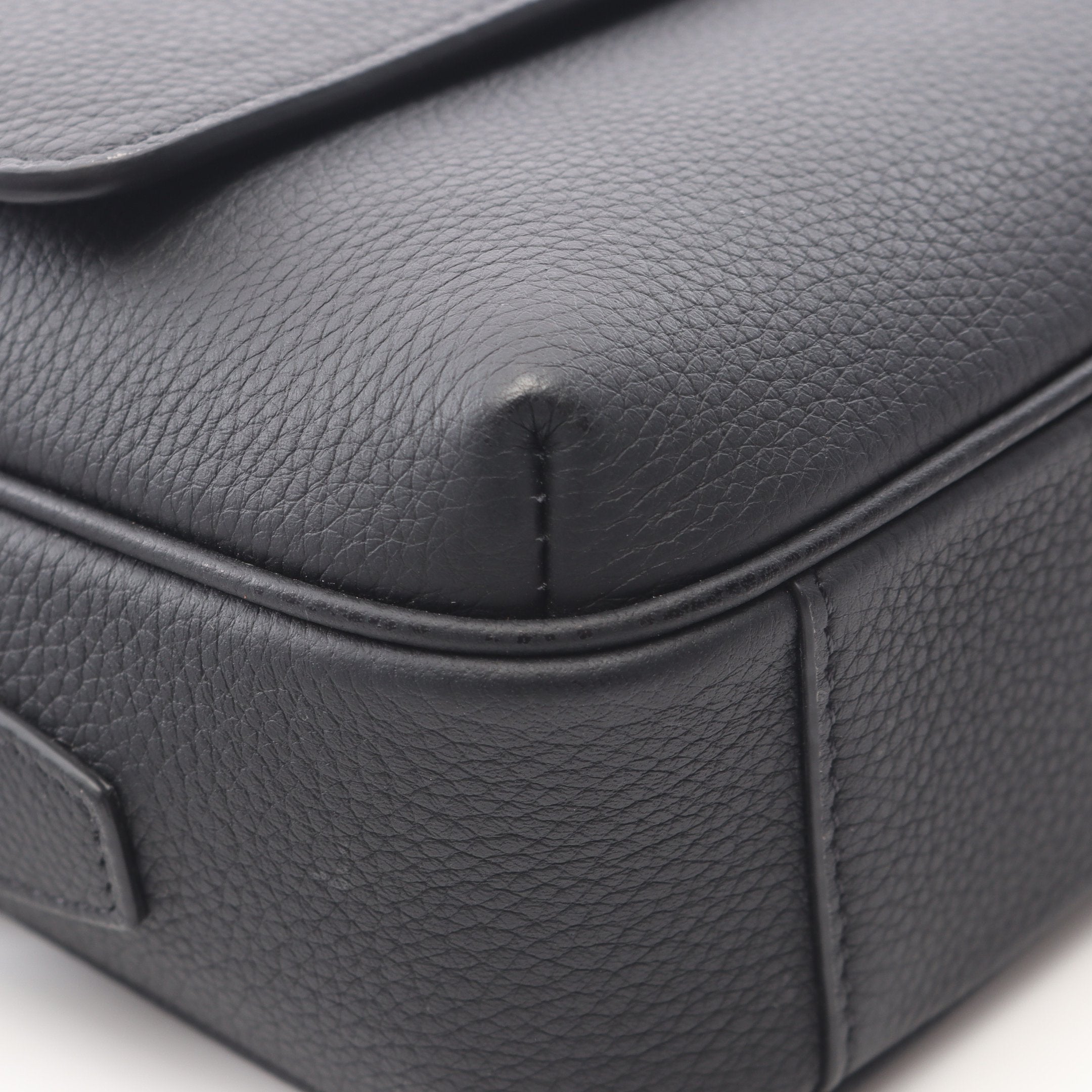 2603-193｜クリスチャンディオール ショルダーバッグ レザー ブラック Christian Dior クリスチャン ディオール ショルダーバッグ ブラック
