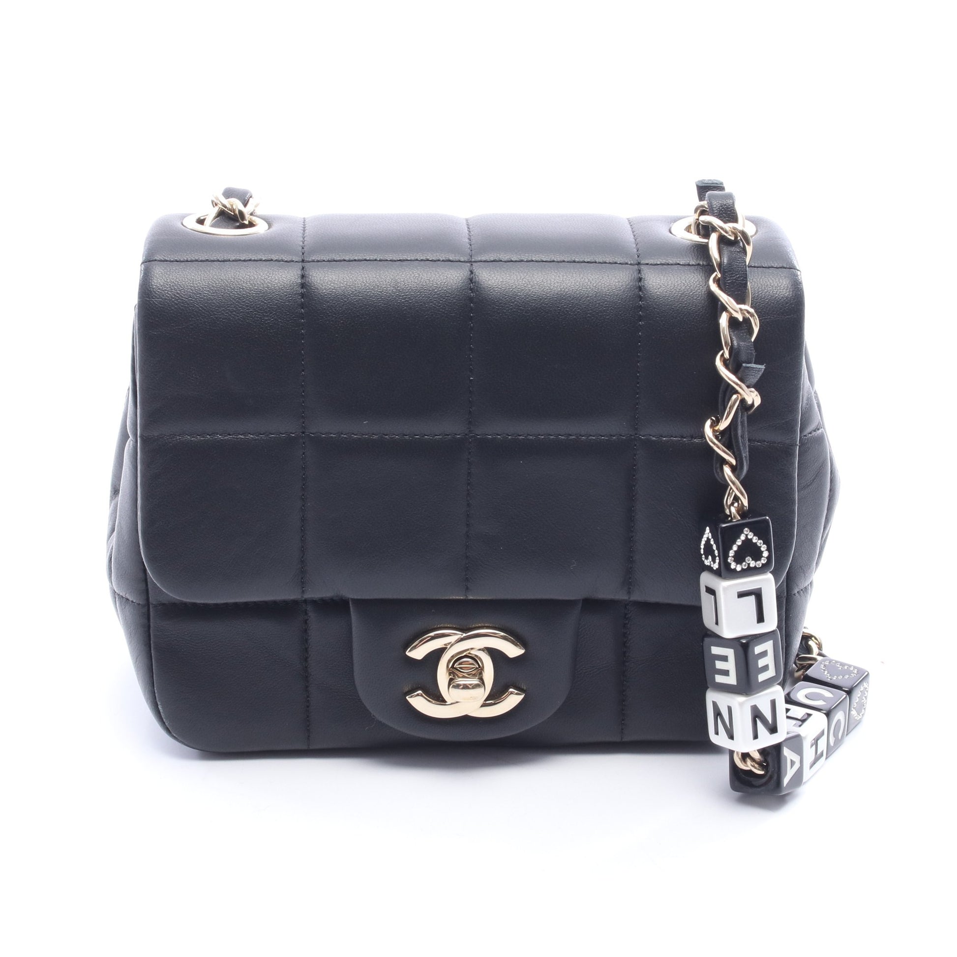 チョコバー ミニフラップ チェーンショルダーバッグ ラムスキン ブラック ゴールド金具 シャネル バッグ CHANEL
