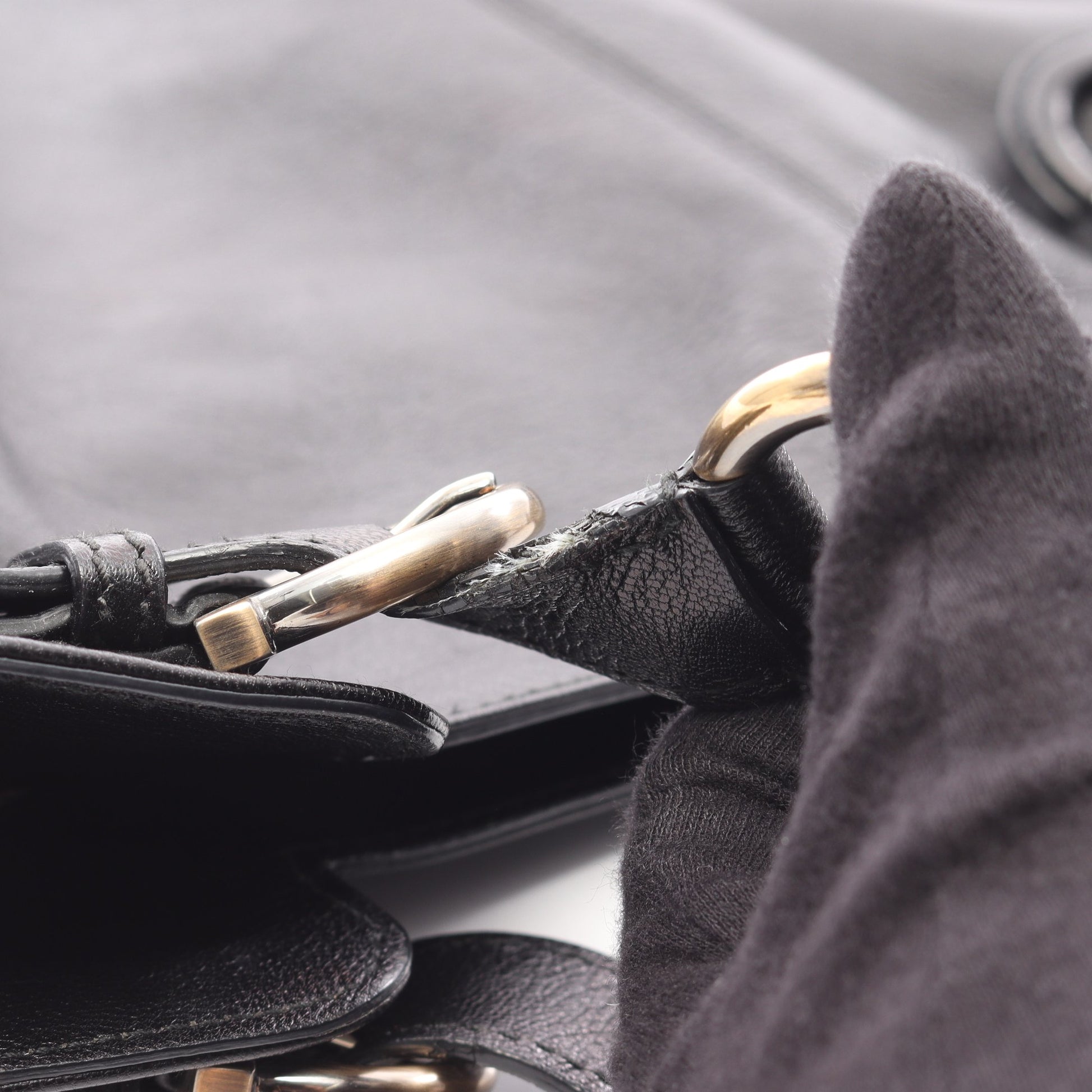 ガンチーニ ハンドバッグ レザー ブラック サルヴァトーレフェラガモ バッグ Salvatore Ferragamo