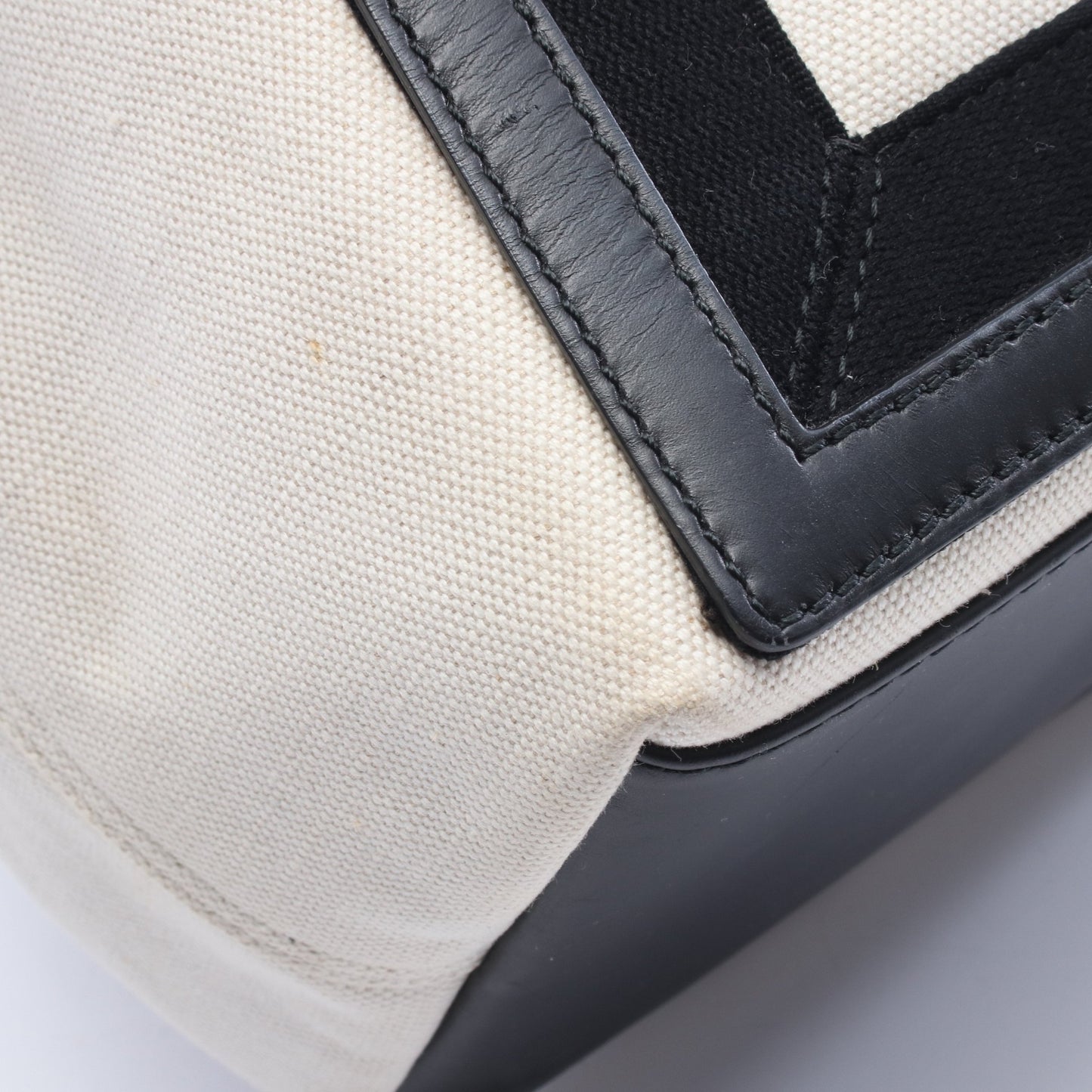 NAVY CABAS S ネイビーカバ ハンドバッグ トートバッグ キャンバス アイボリー ブラック バレンシアガ バッグ BALENCIAGA