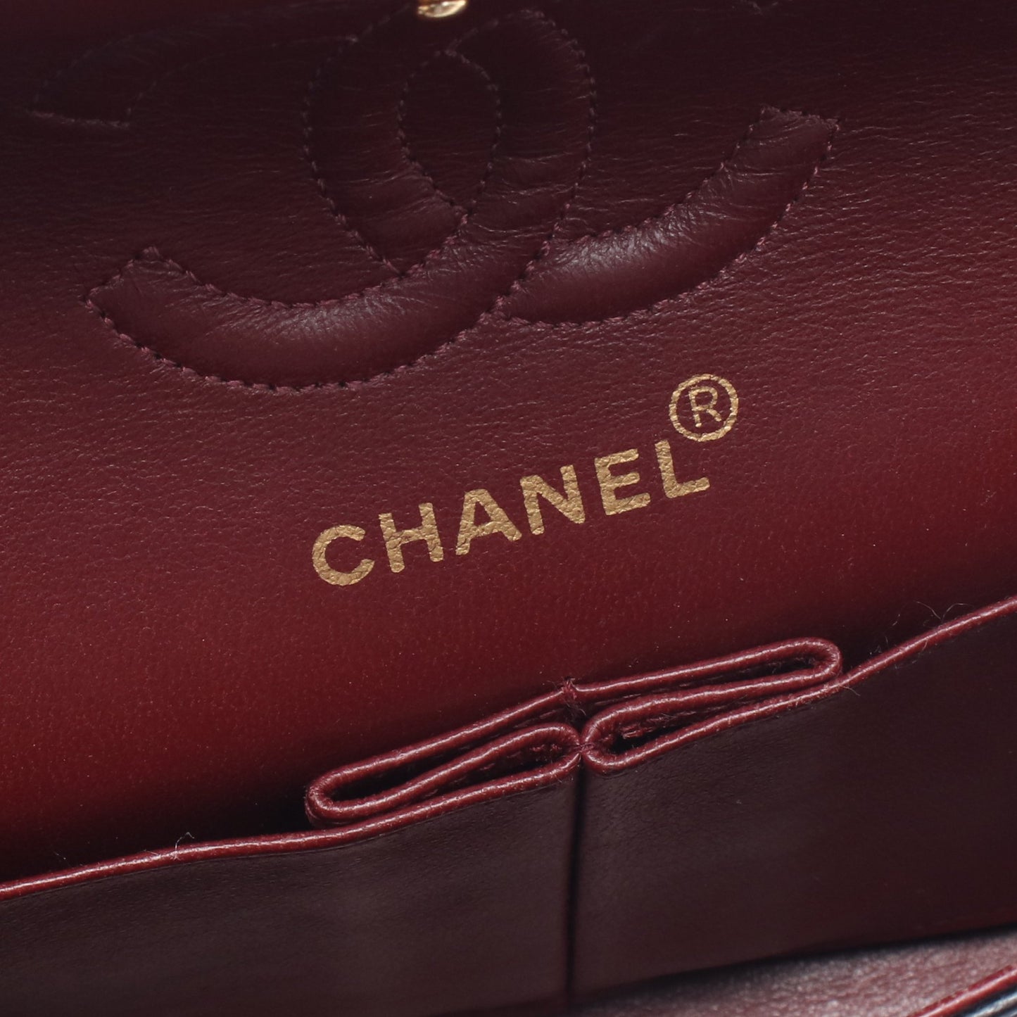 マトラッセ Wフラップ Wチェーンショルダーバッグ ラムスキン ブラック ゴールド金具 シャネル バッグ CHANEL