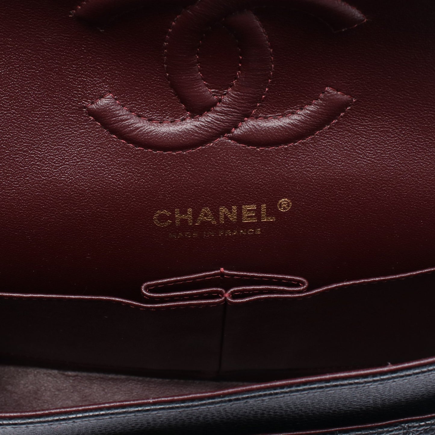 マトラッセ Wフラップ Wチェーンショルダーバッグ キャビアスキン ブラック ゴールド金具 シャネル バッグ CHANEL