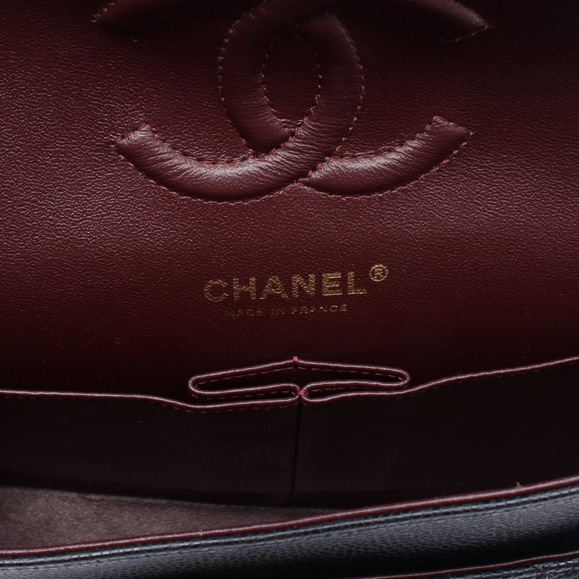 マトラッセ Wフラップ Wチェーンショルダーバッグ キャビアスキン ブラック ゴールド金具 シャネル バッグ CHANEL