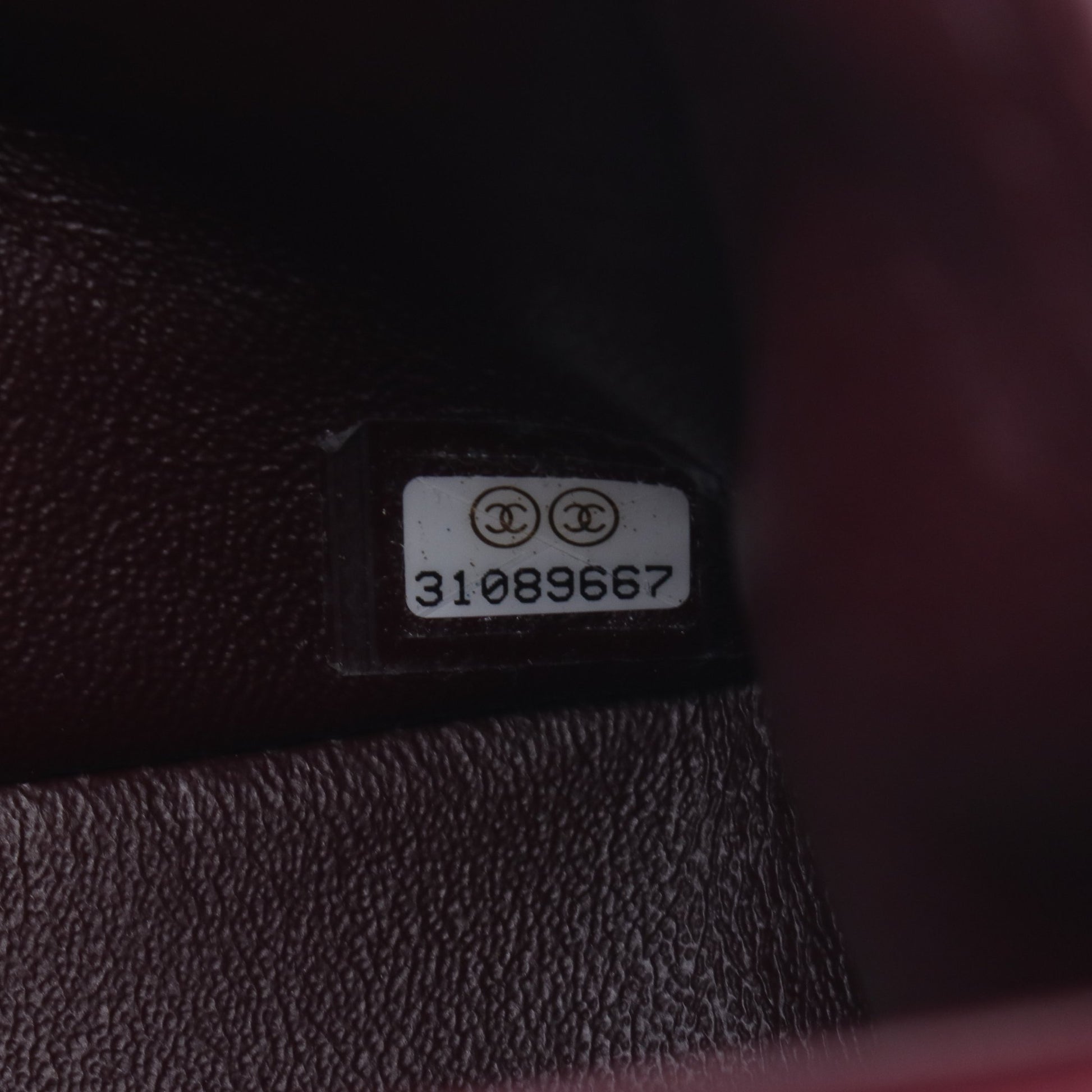 マトラッセ Wフラップ Wチェーンショルダーバッグ キャビアスキン ブラック シルバー金具 シャネル バッグ CHANEL