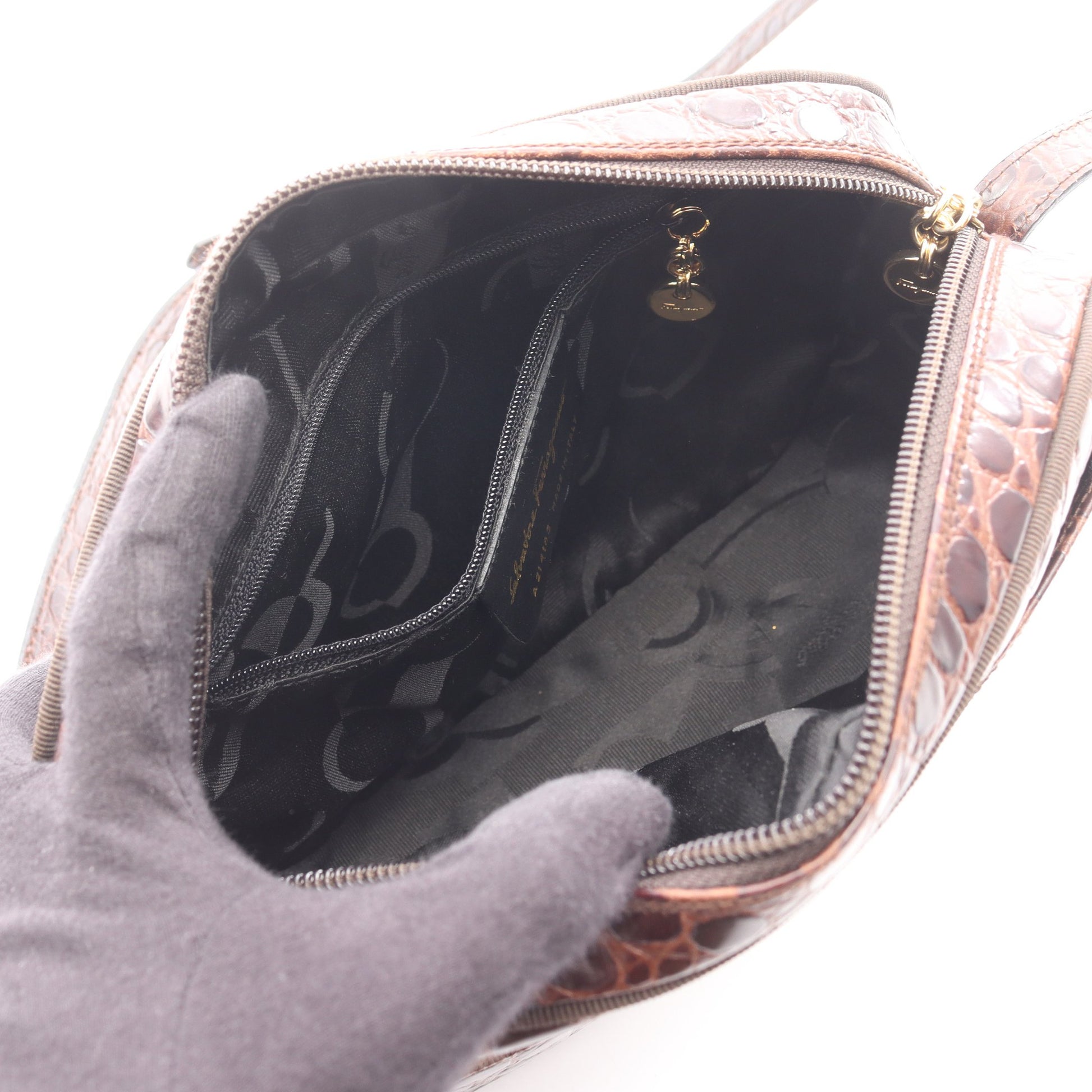 ヴァラリボン クロコ型押し ショルダーバッグ レザー ダークブラウン サルヴァトーレフェラガモ バッグ Salvatore Ferragamo