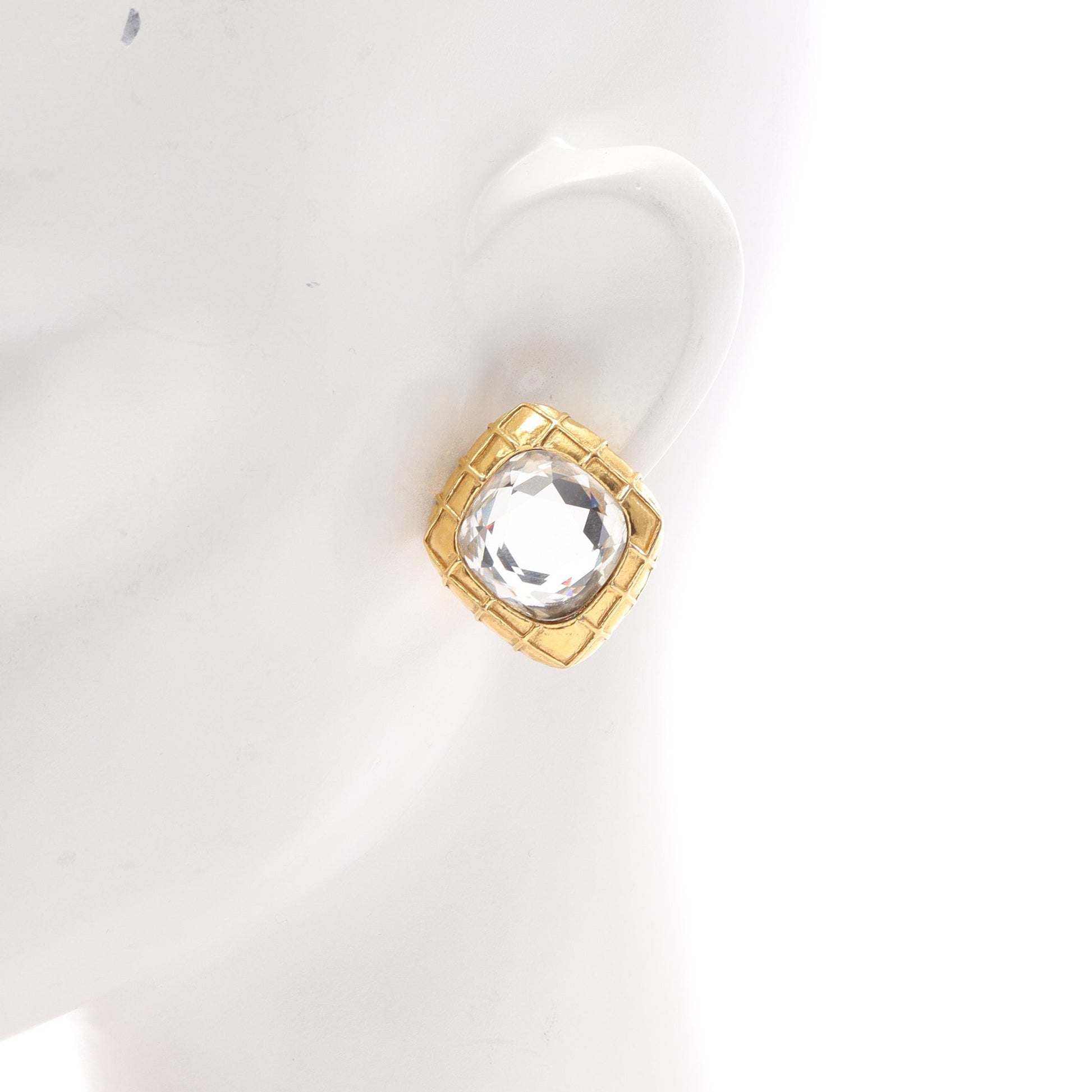 マトラッセ イヤリング GP ラインストーン ゴールド クリア ヴィンテージ シャネル アクセサリー CHANEL