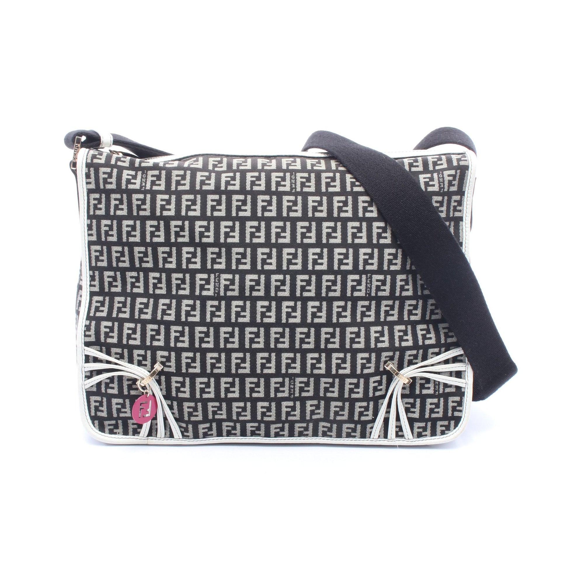 ズッキーノ ショルダーバッグ キャンバス レザー ブラック グレー ホワイト フェンディ バッグ FENDI