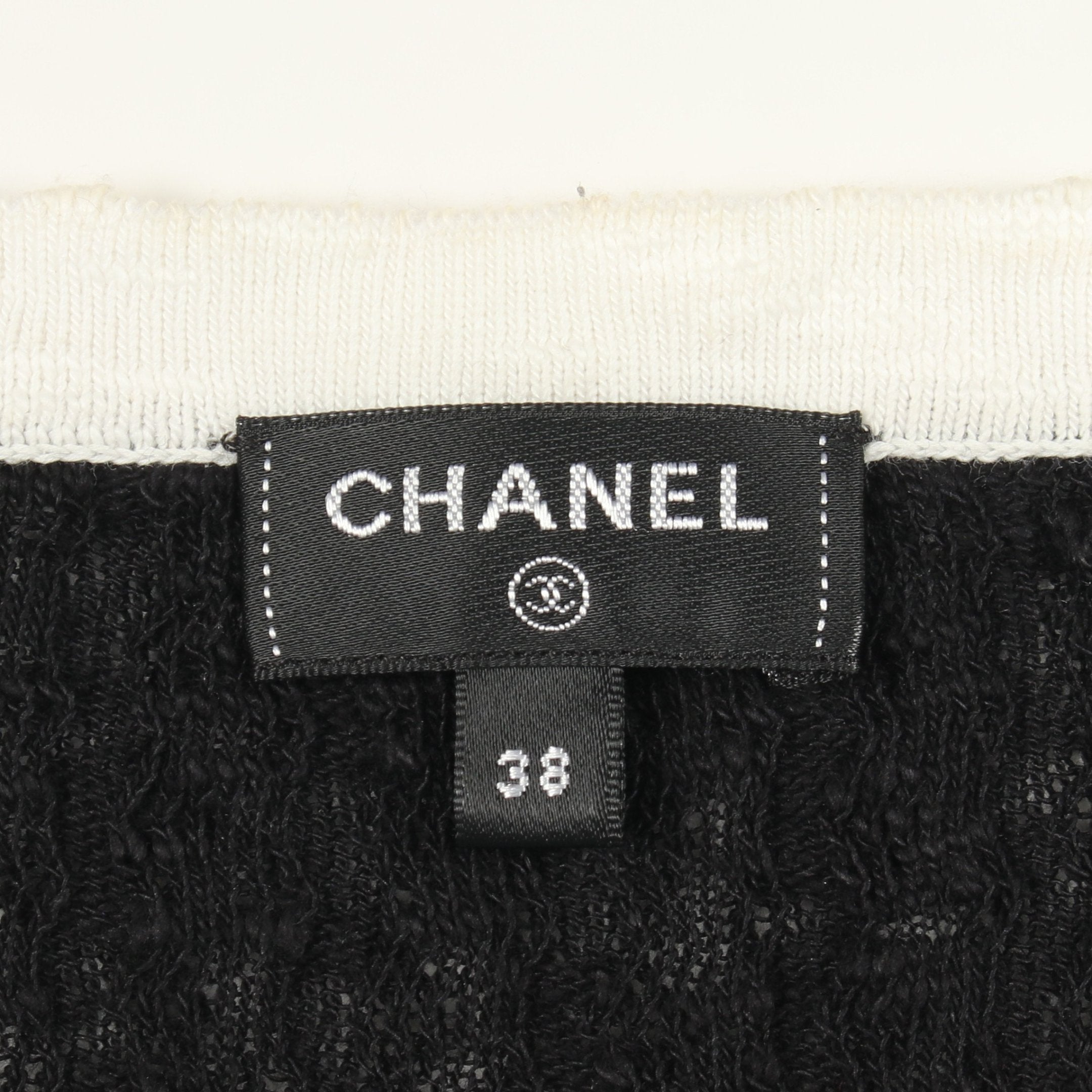 CHANEL ココマークボタン　ロングカーディガン(瑕疵あり) CHANEL - CHANEL シャネル カーディガン ココマークボタン Vネック