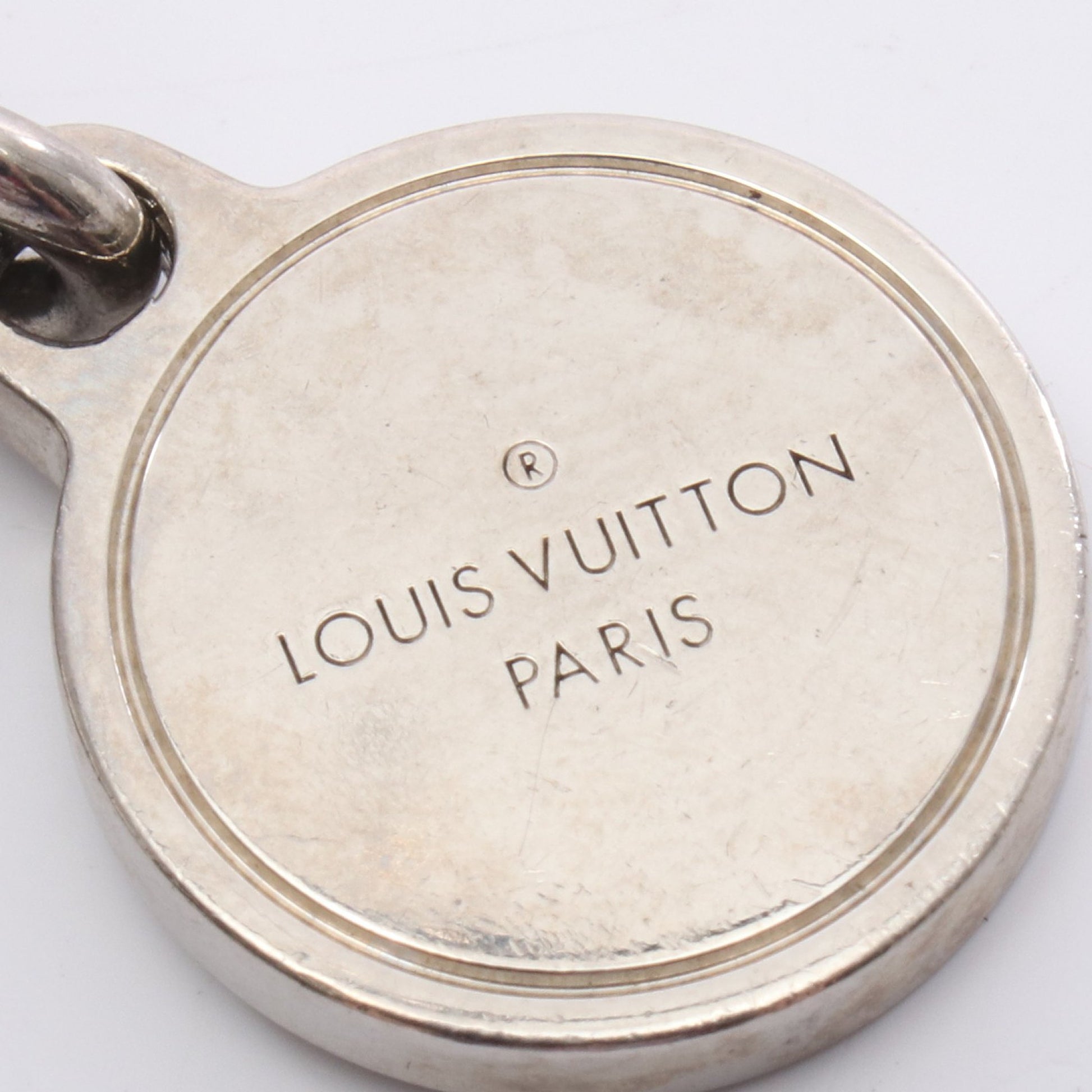 ビジューサック LVドッグ バッグチャーム キーホルダー ホワイト シルバー マルチカラー ルイヴィトン 財布・小物 LOUIS VUITTON
