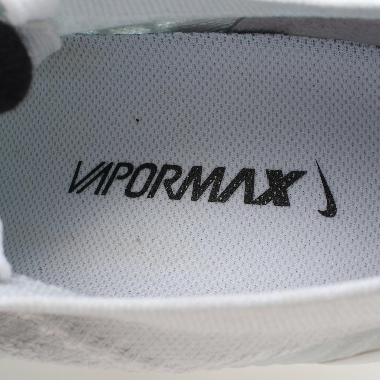 Air VaporMax Flyknit 2 スニーカー ニットファブリック ホワイト ナイキ シューズ NIKE