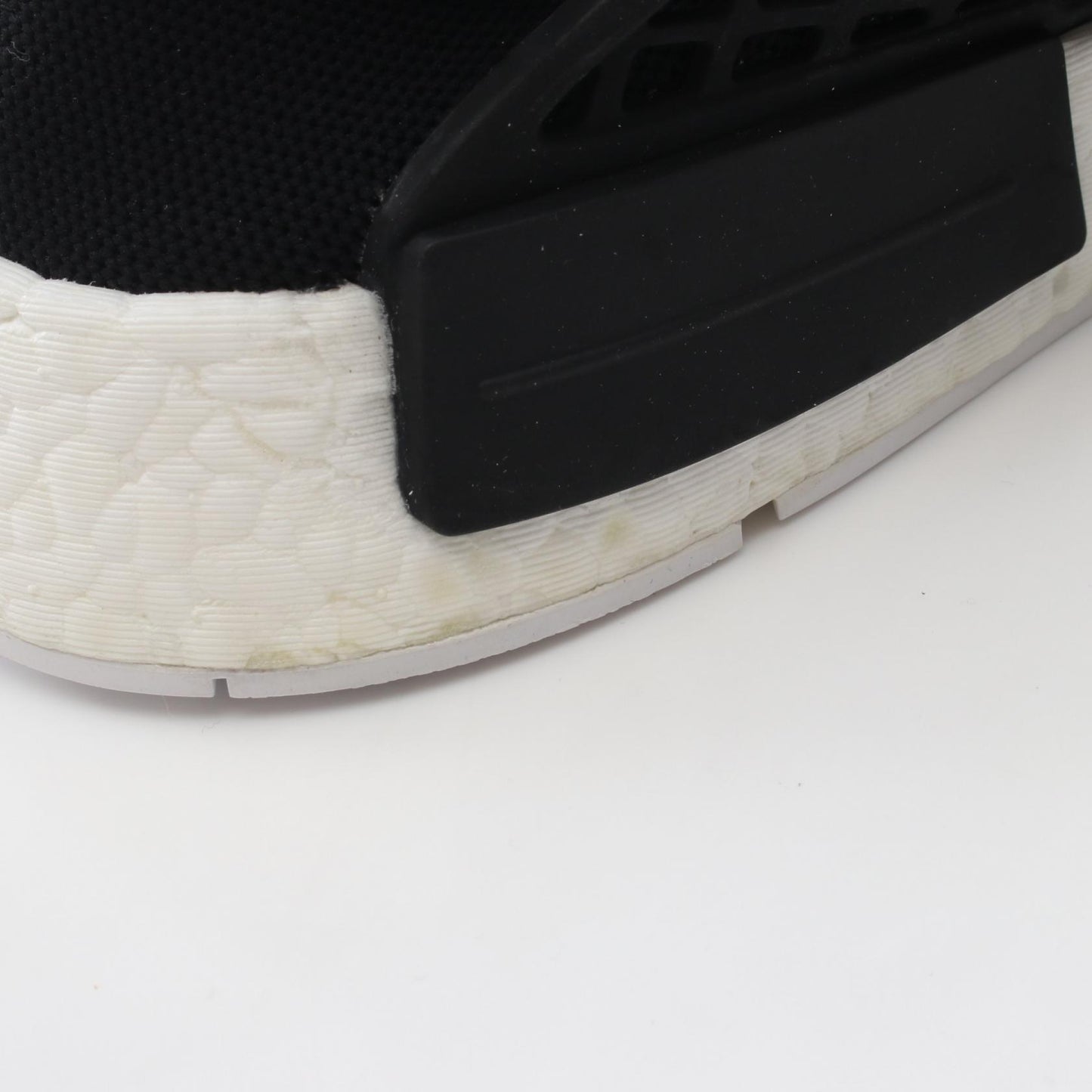 adidas × Pharrell Williams PW HUMAN RACE NMD スリッポン スニーカー ニットファブリック ブラック イエロー アディダス シューズ adidas