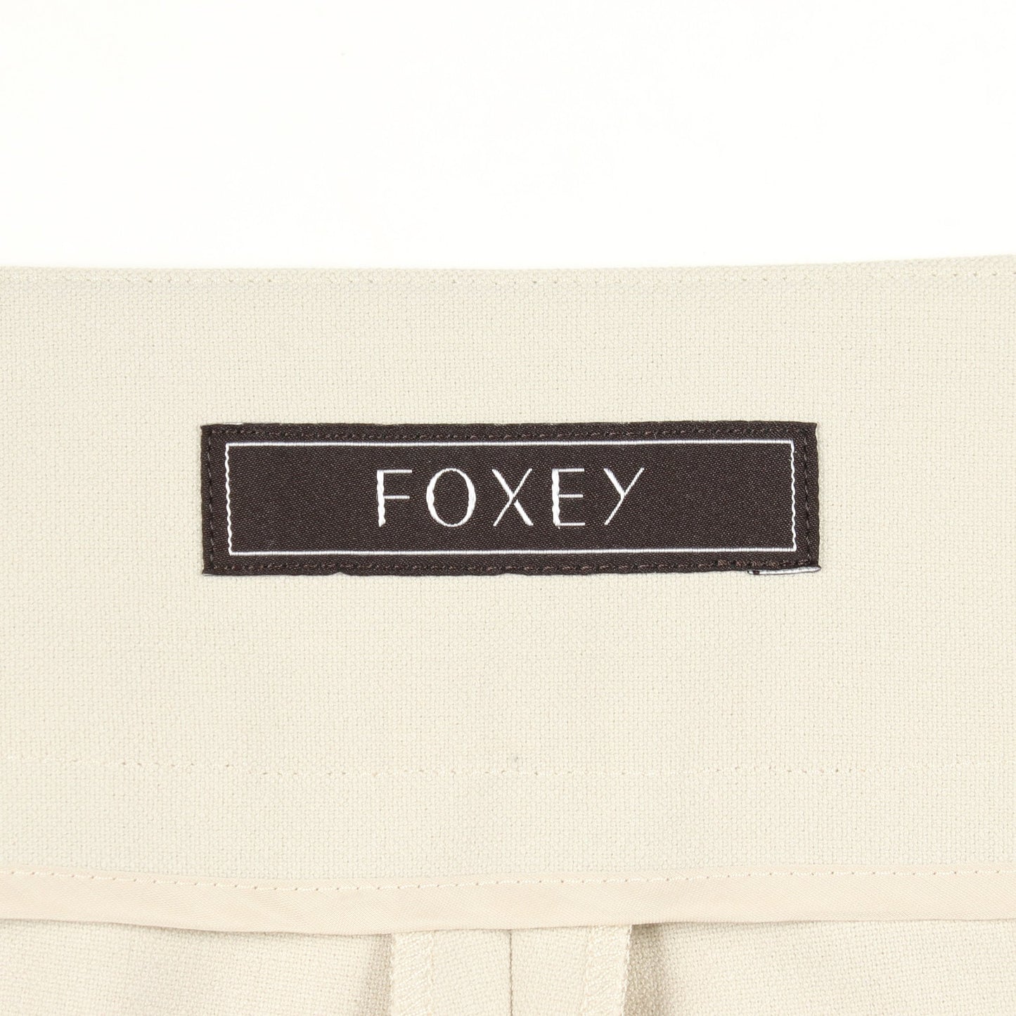 スラックス トラウザーズ ライトベージュ フォクシー ボトムス FOXEY